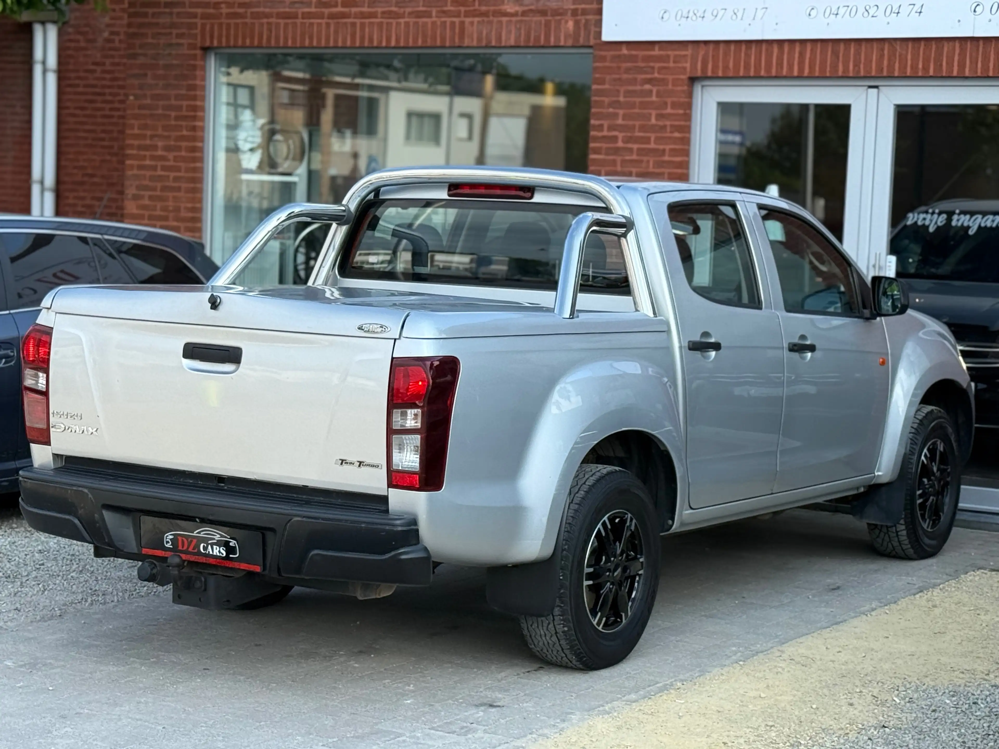 Isuzu D-Max 2.5 Turbo Di 4WD L AC @Use — photo 8
