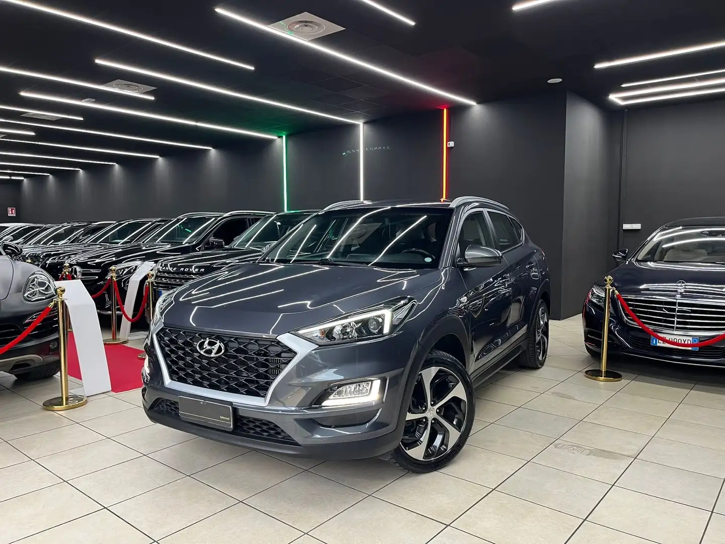 Hyundai TUCSON 1.6 crdi Xtech 115cv 82.000 KM Grigio - 1