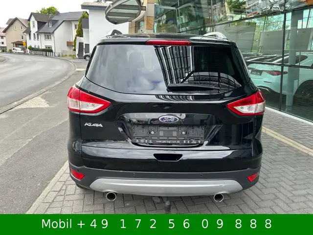 Ford Kuga view 3