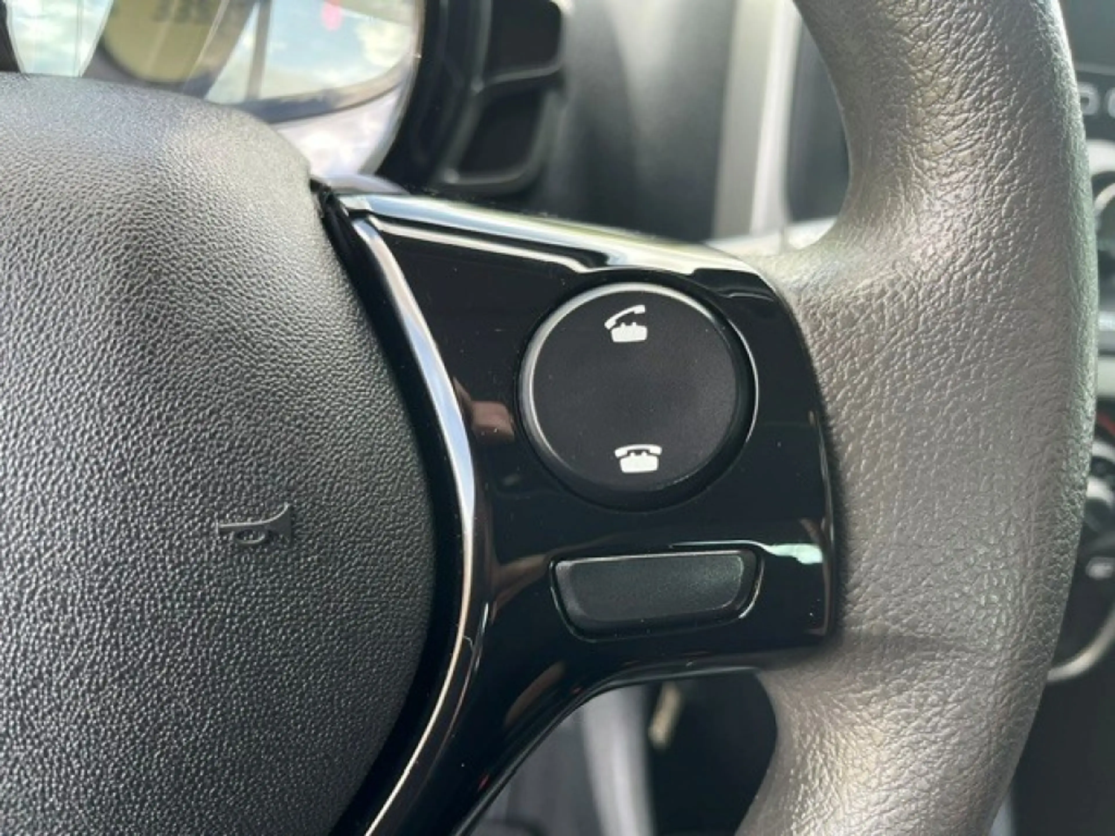 Peugeot 108 1.0e-VTi Active 5Drs AIRCO — photo 15