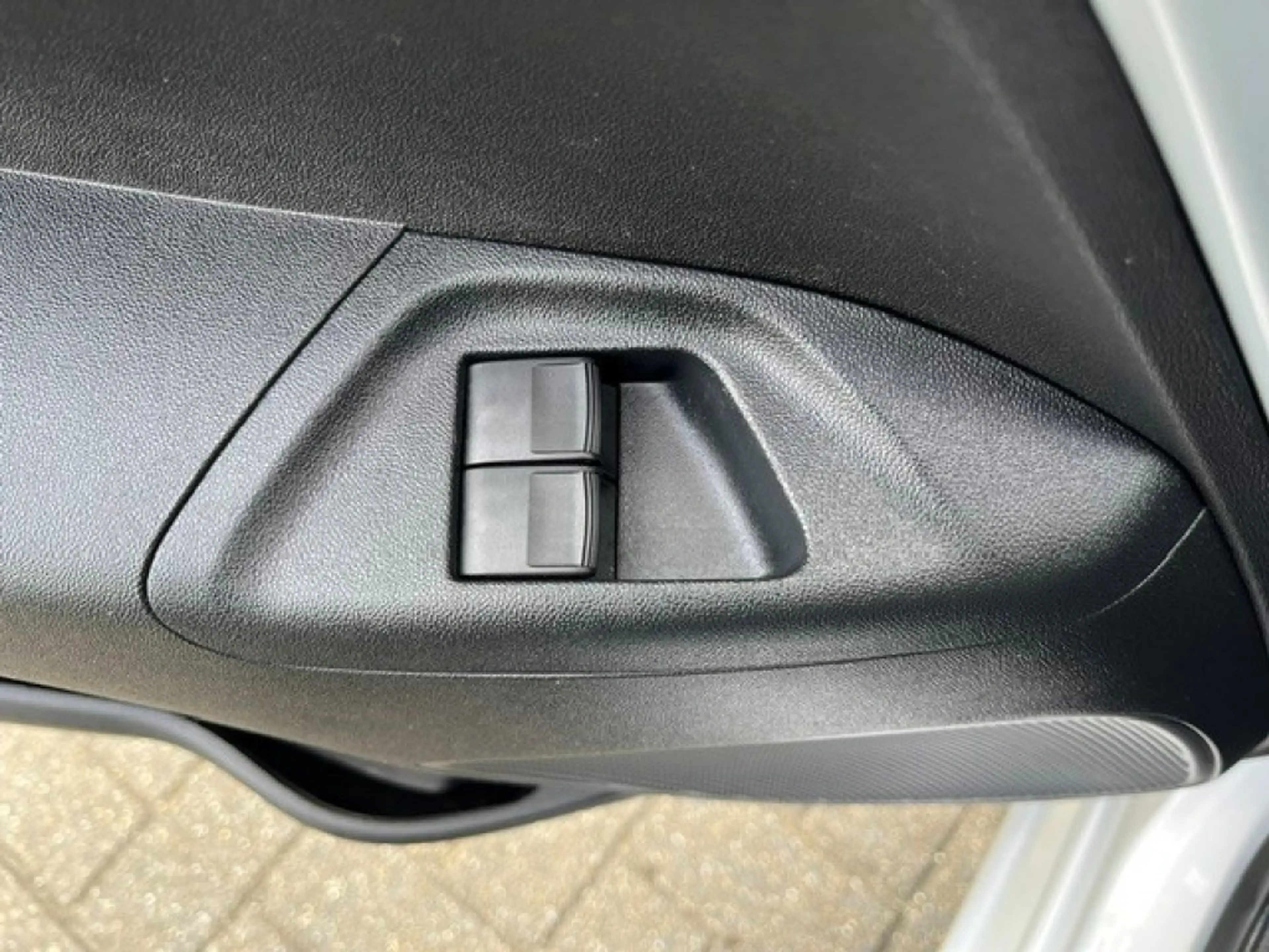 Peugeot 108 1.0e-VTi Active 5Drs AIRCO — photo 13