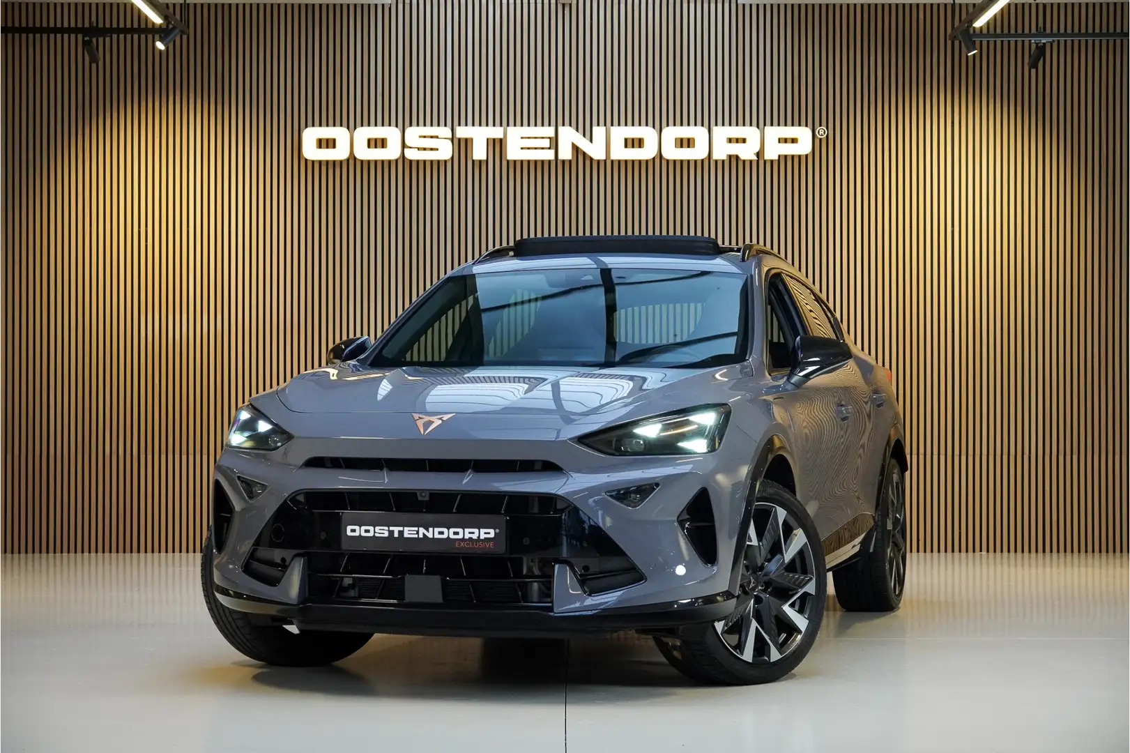 CUPRA Formentor 1.5TSI/272pk e-Hybrid VZ Performance|2025|Panorama Grijs - 1