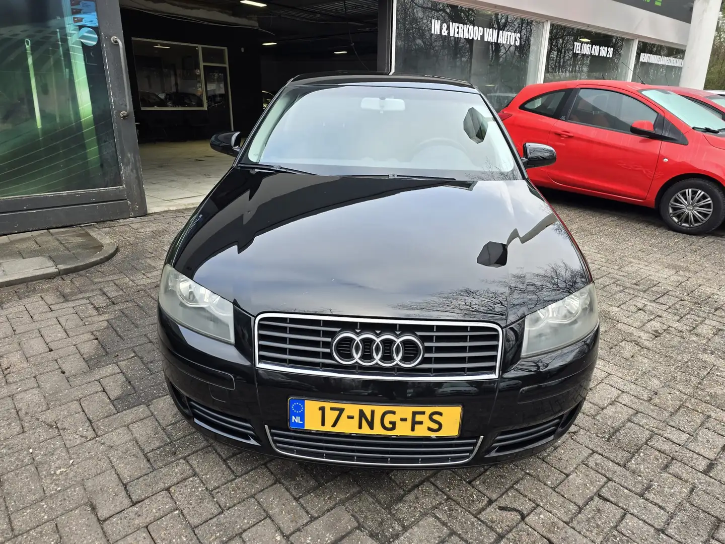 Audi A3 1.6 Attraction | NW APK | NW DISTR RIEM | AIRCO | Schwarz - 2