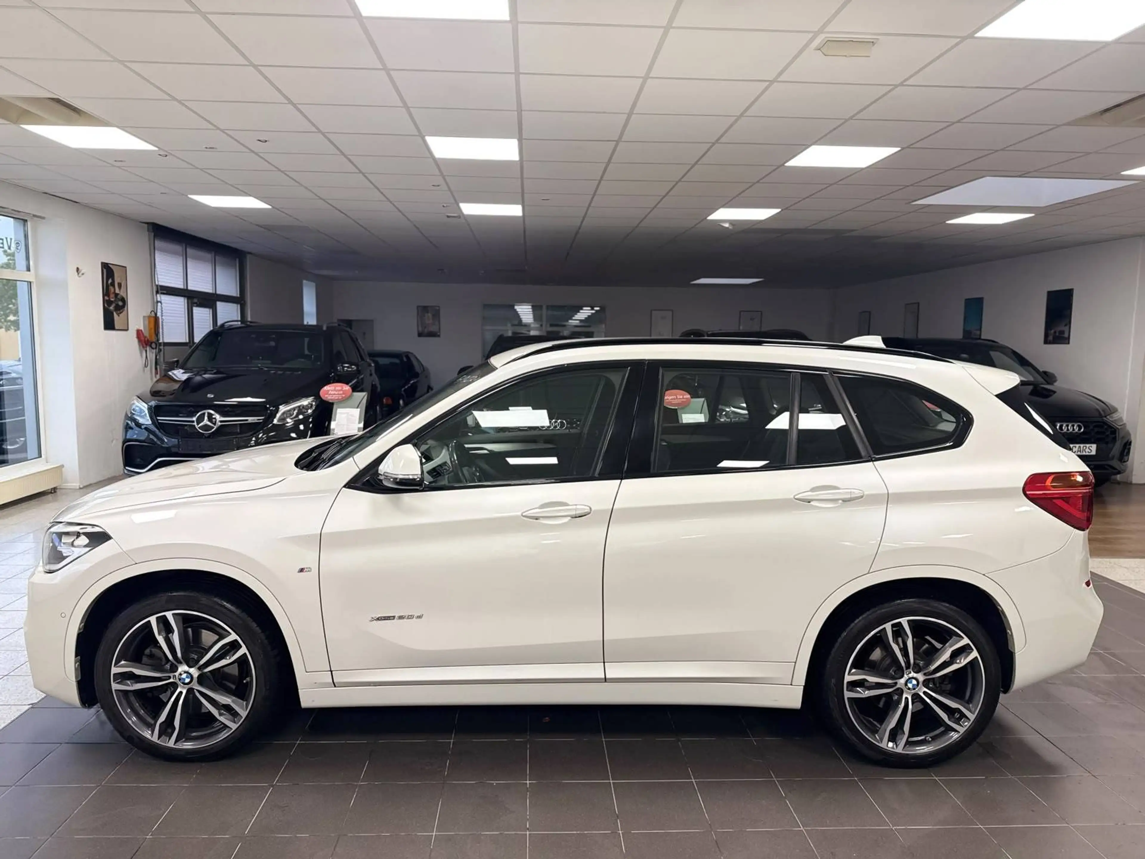 BMW X1 xDrive 20 d M Sport | Service | AHK | PDC | NAVI | 12 Monate Garantie — photo 2