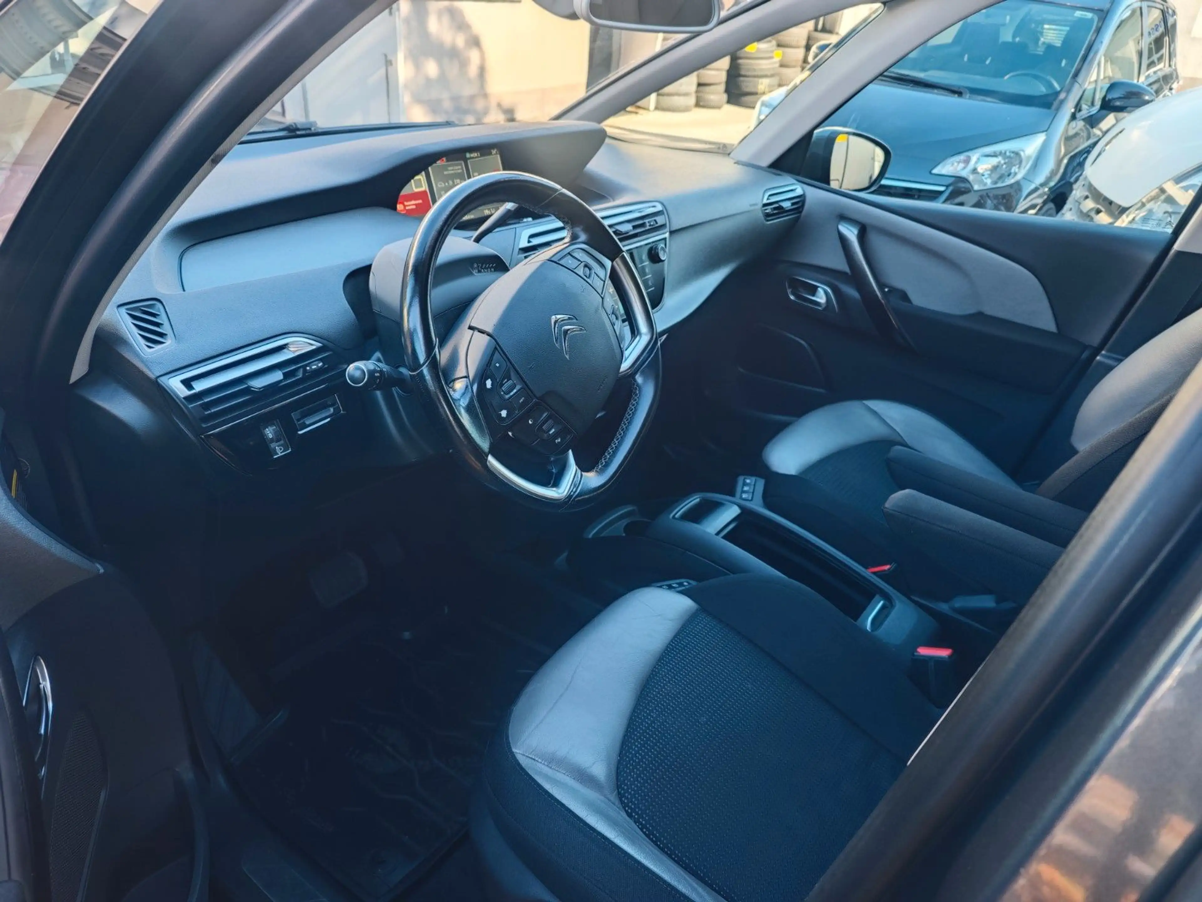 Citroen Grand C4 Picasso /Spacetourer Exclusive — photo 10