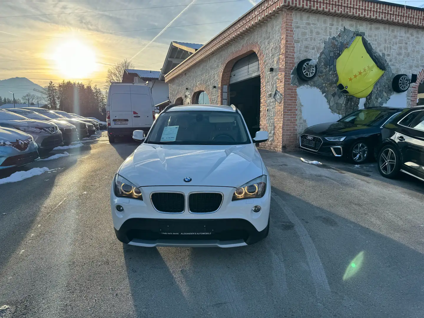 BMW X1 xDrive 20d Weiß - 1