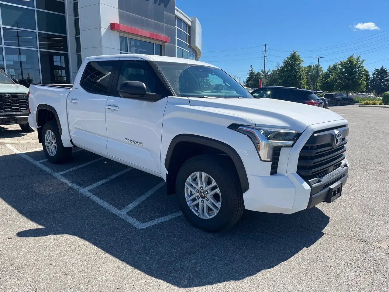 Toyota Tundra photo Toyota Tundra