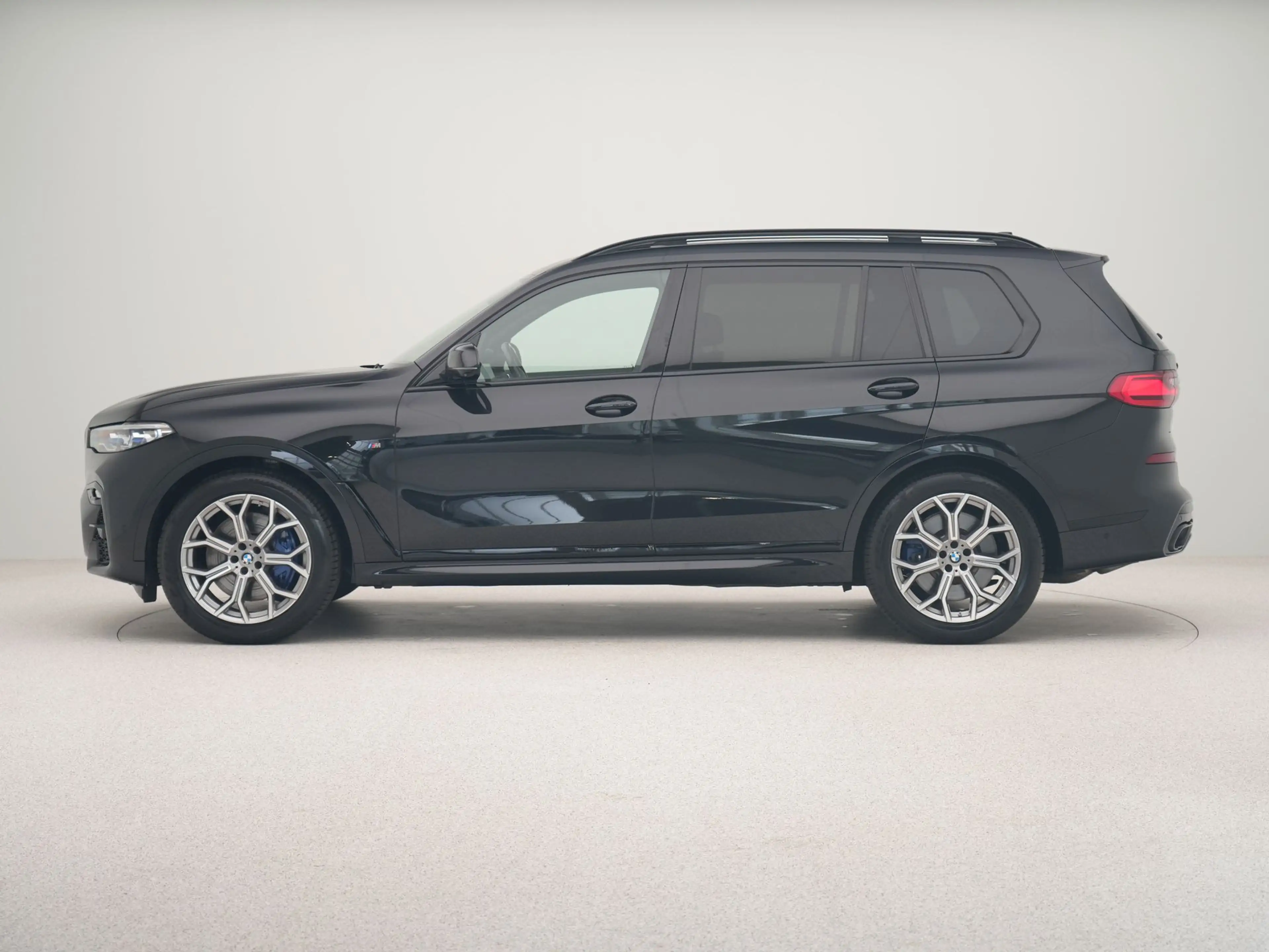 BMW X7 M50i High Executive — photo 12