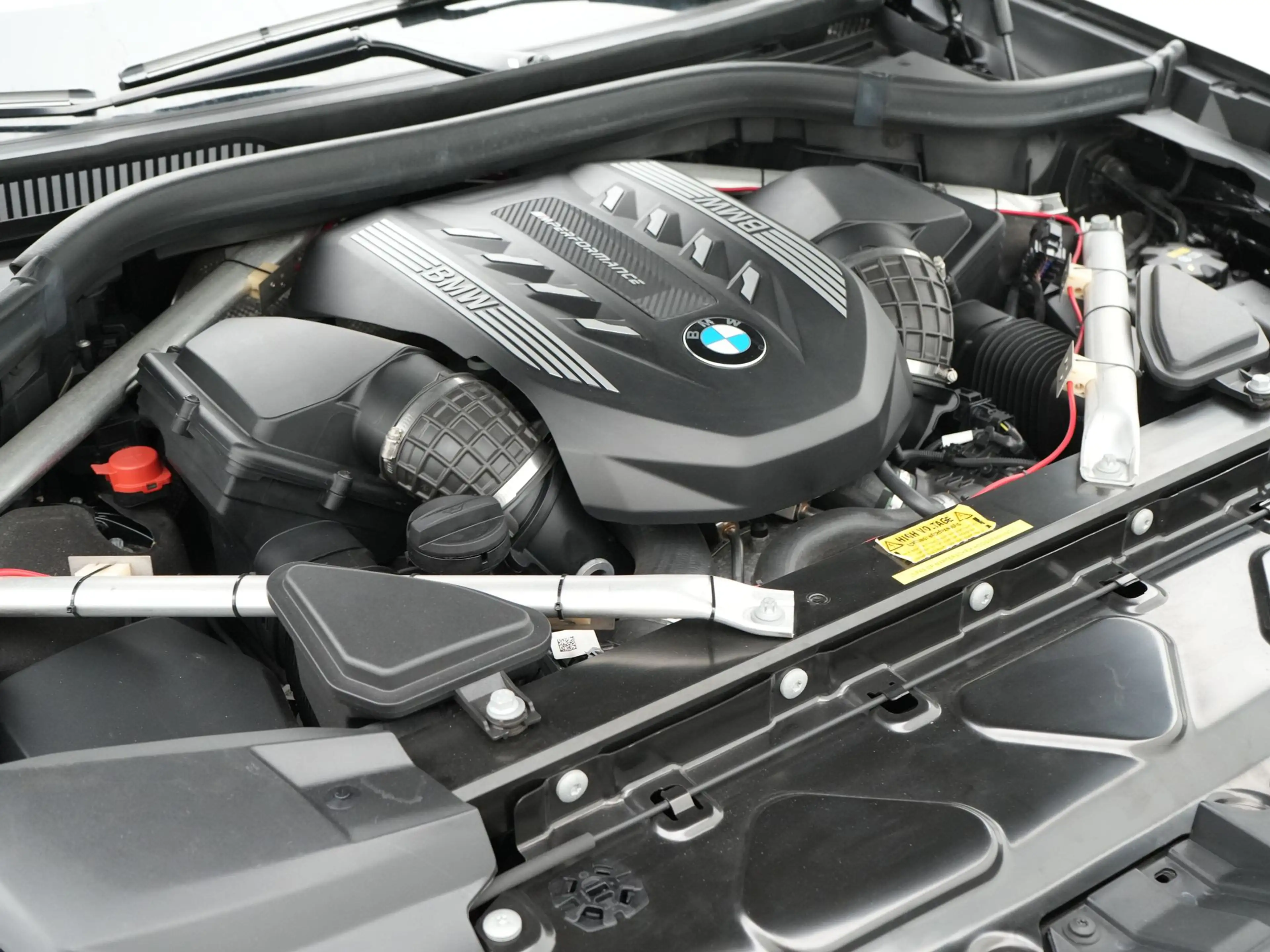 BMW X7 M50i High Executive — photo 4