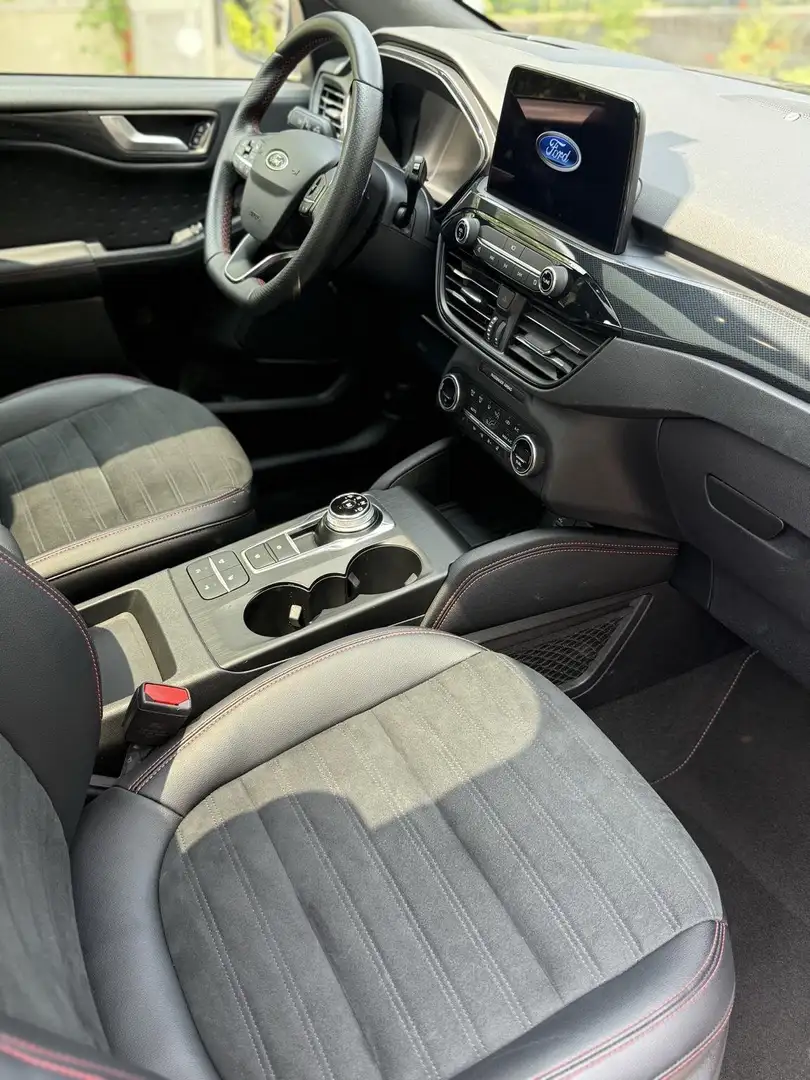 Ford Kuga Kuga 2,0 EcoBlue AWD ST-Line X Aut. ST-Line X Schwarz - 2