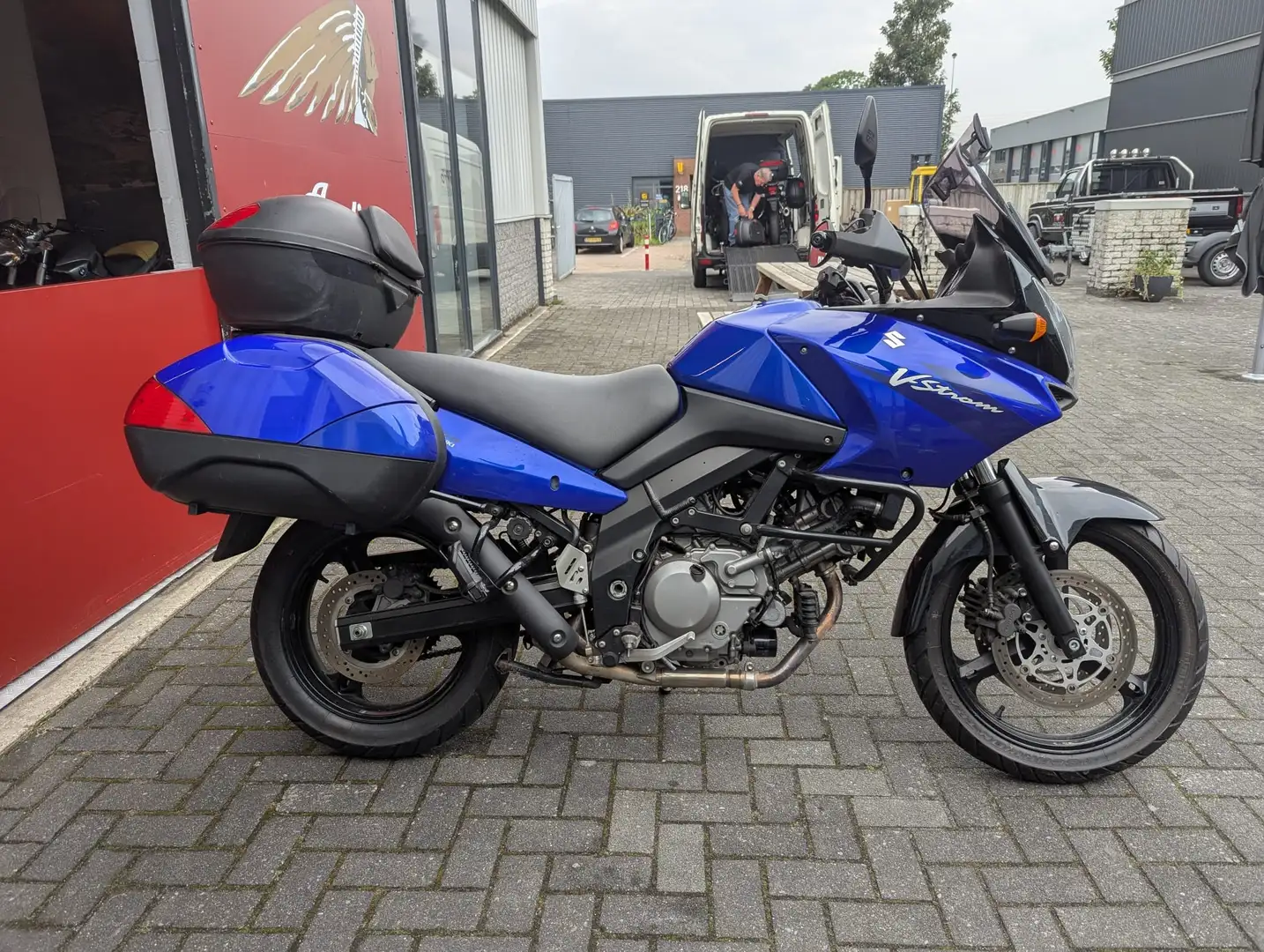 Suzuki V-Strom 650 DL Blauw - 1