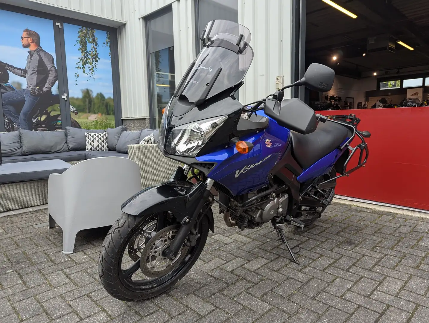 Suzuki V-Strom 650 DL Blauw - 2