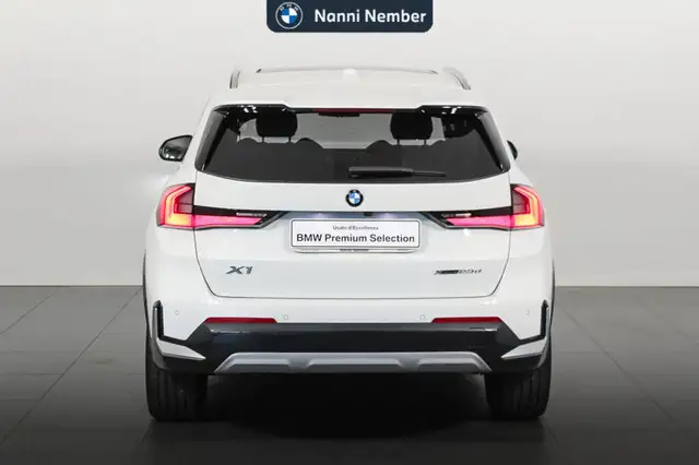 BMW X1 view 4
