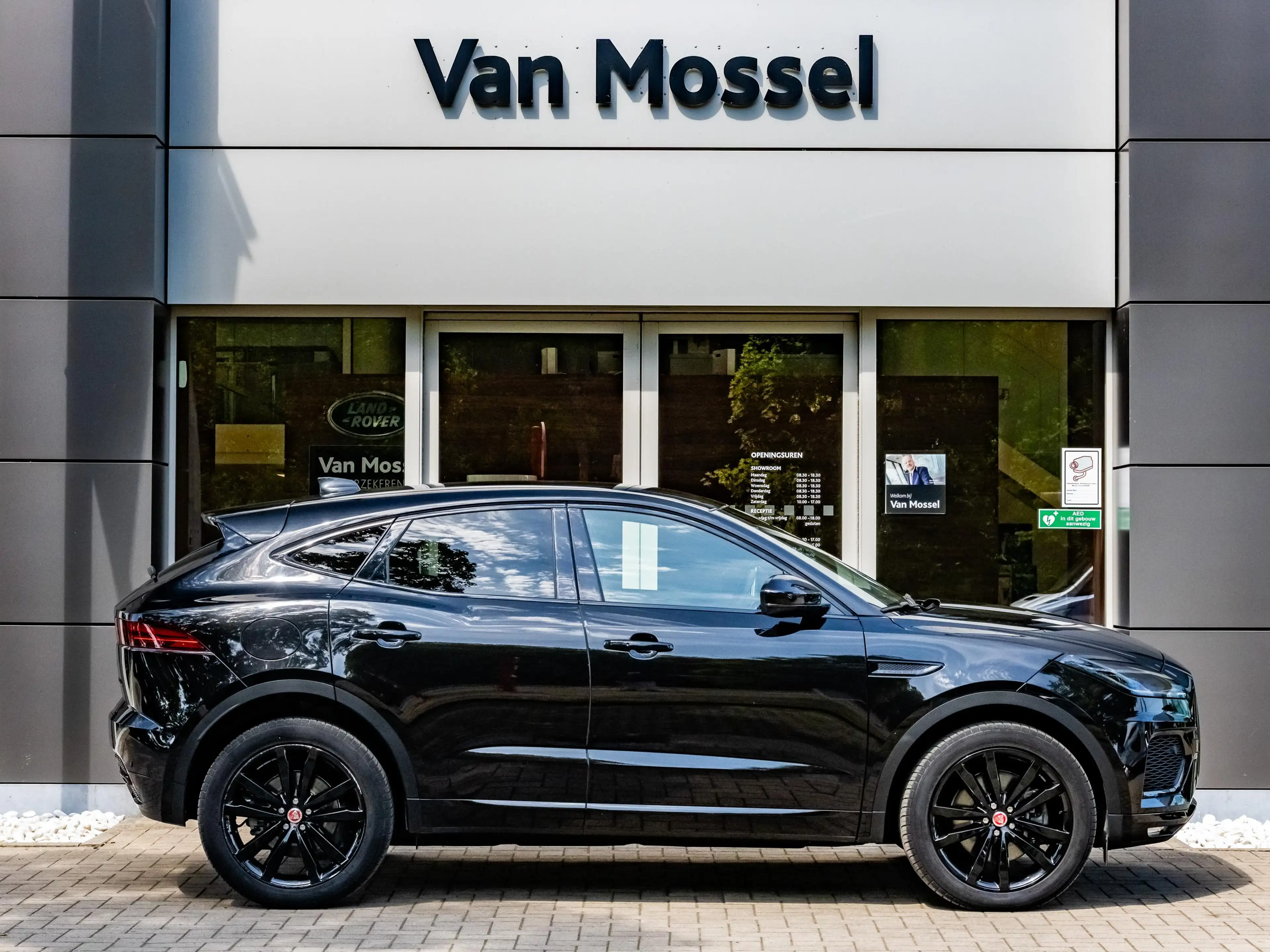 Jaguar E-Pace P300e R-Dynamic HSE Memory | Carplay | Blind Spot — photo 7