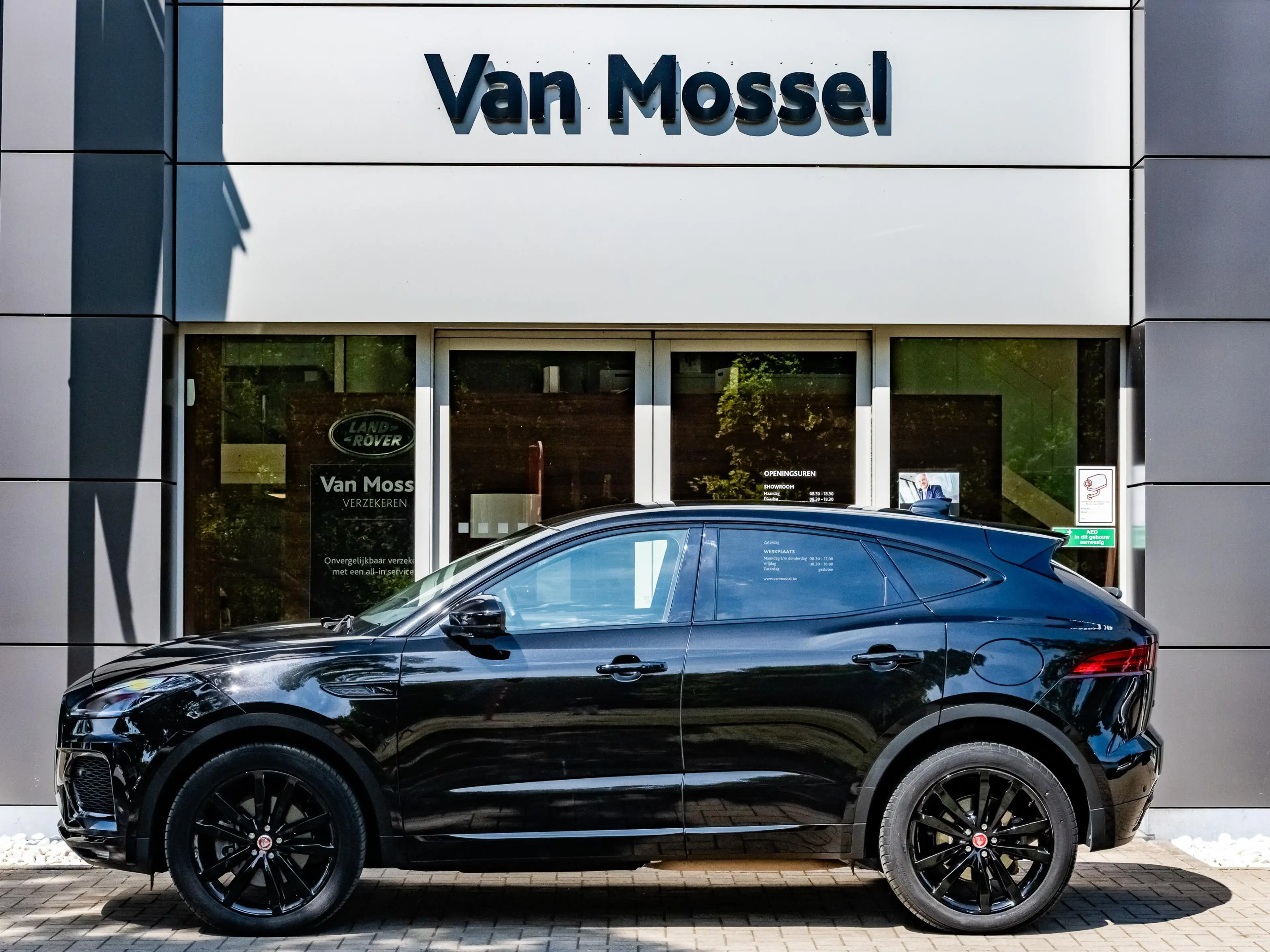 Jaguar E-Pace P300e R-Dynamic HSE Memory | Carplay | Blind Spot — photo 3