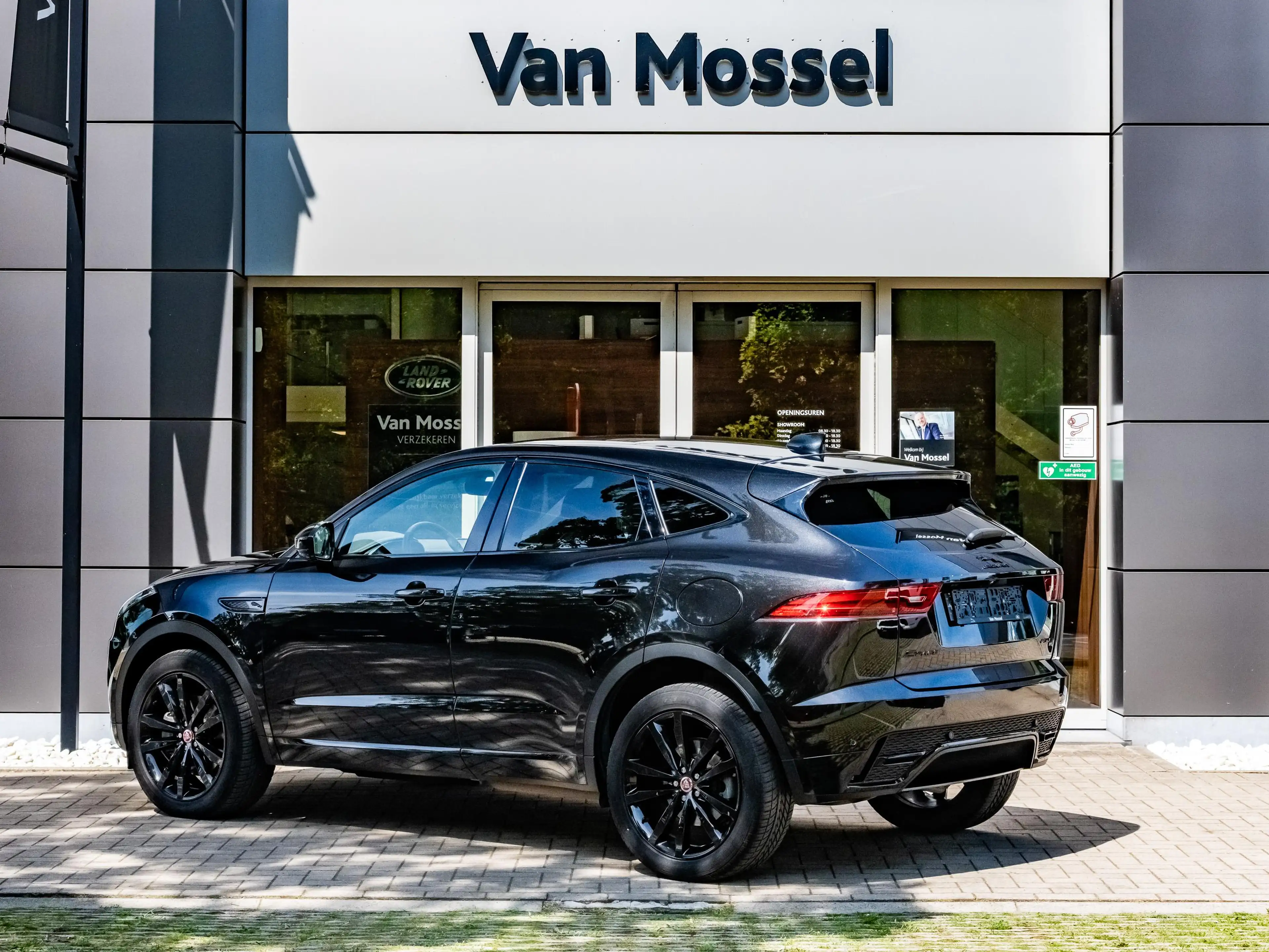 Jaguar E-Pace P300e R-Dynamic HSE Memory | Carplay | Blind Spot — photo 4