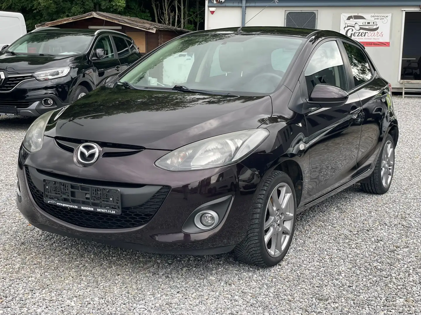 Mazda 2 1.3i CLIM-NAVIGATION Zwart - 1