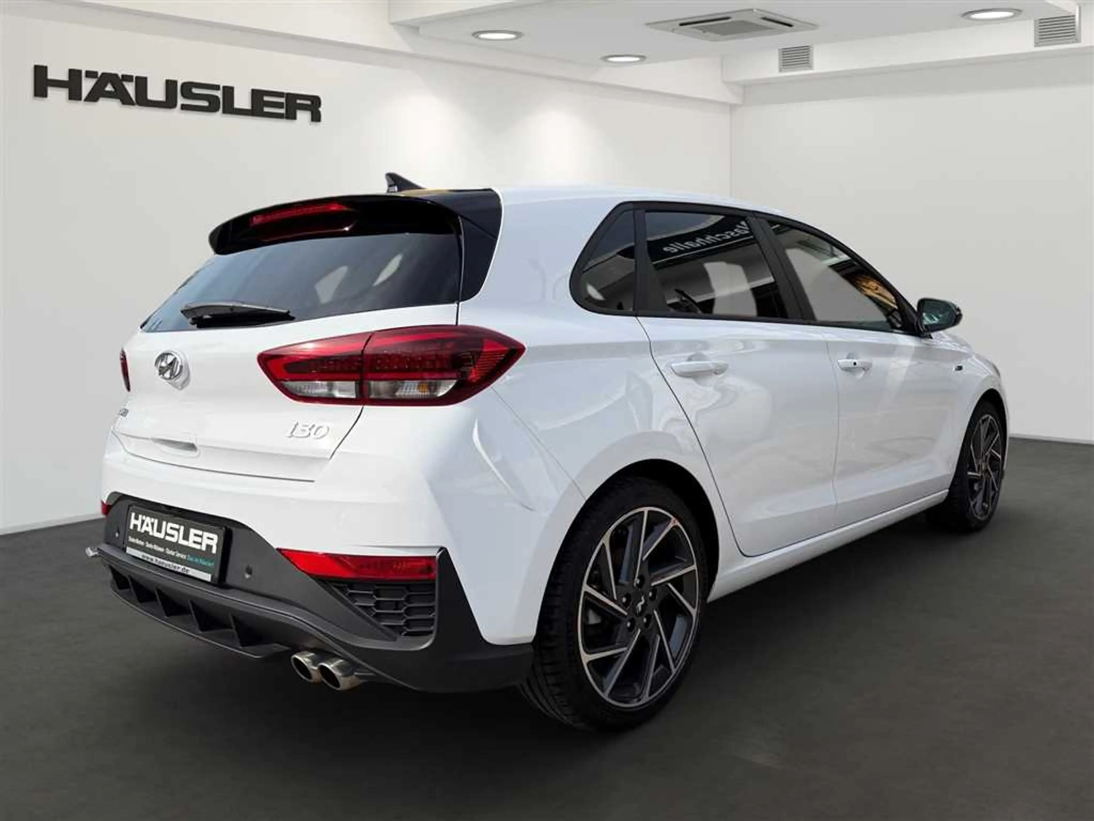 Hyundai i30 1.5 Hybrid N-Line Navi Kamera PDC Keyless Sitz-u.L — photo 4