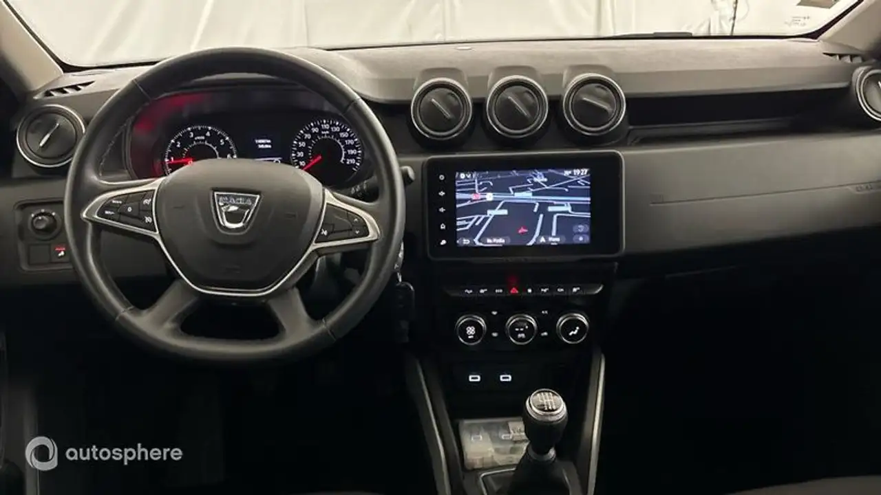 Dacia Duster — photo 11