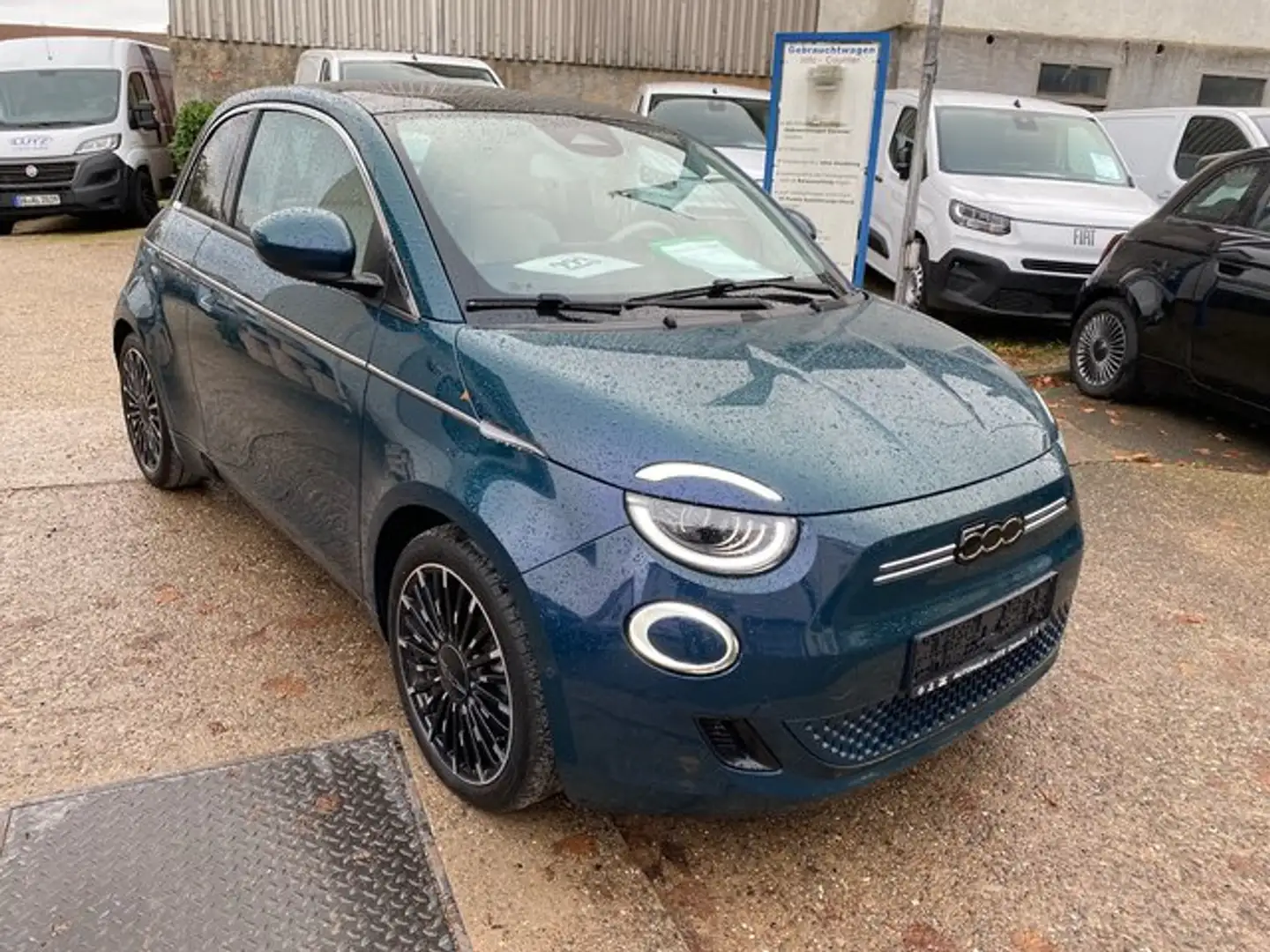 Fiat 500e 500e Lim. 3+1 La Prima Grün - 2