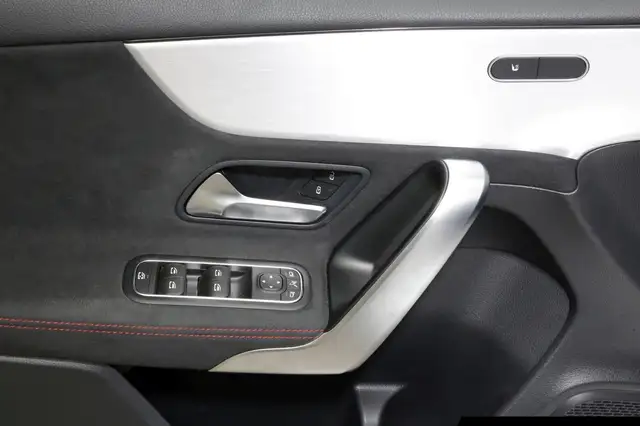 Mercedes-Benz A-Class view 14