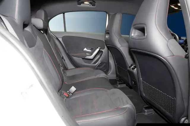 Mercedes-Benz A-Class view 9