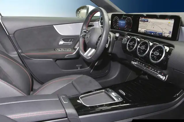 Mercedes-Benz A-Class view 8