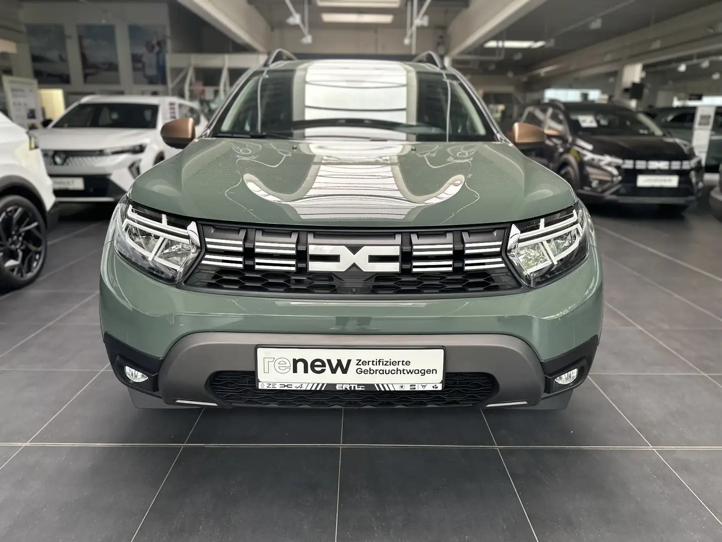 Dacia Duster Extreme TCe 150 PS EDC Automatik! Gris - 2
