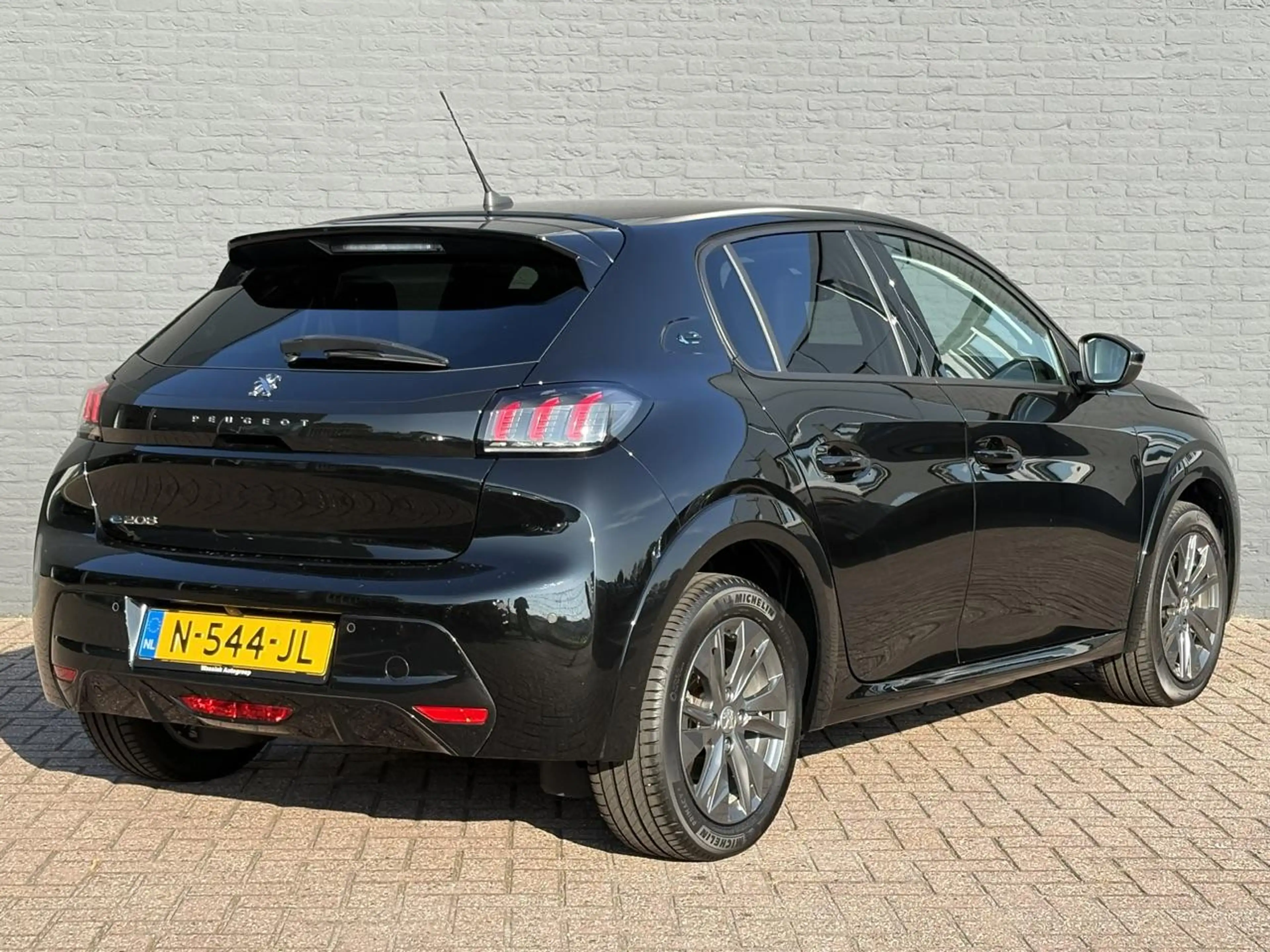 Peugeot e-208 EV Allure Pack 50 kWh SOH 94.6% 340km WLTP | Autom — photo 5