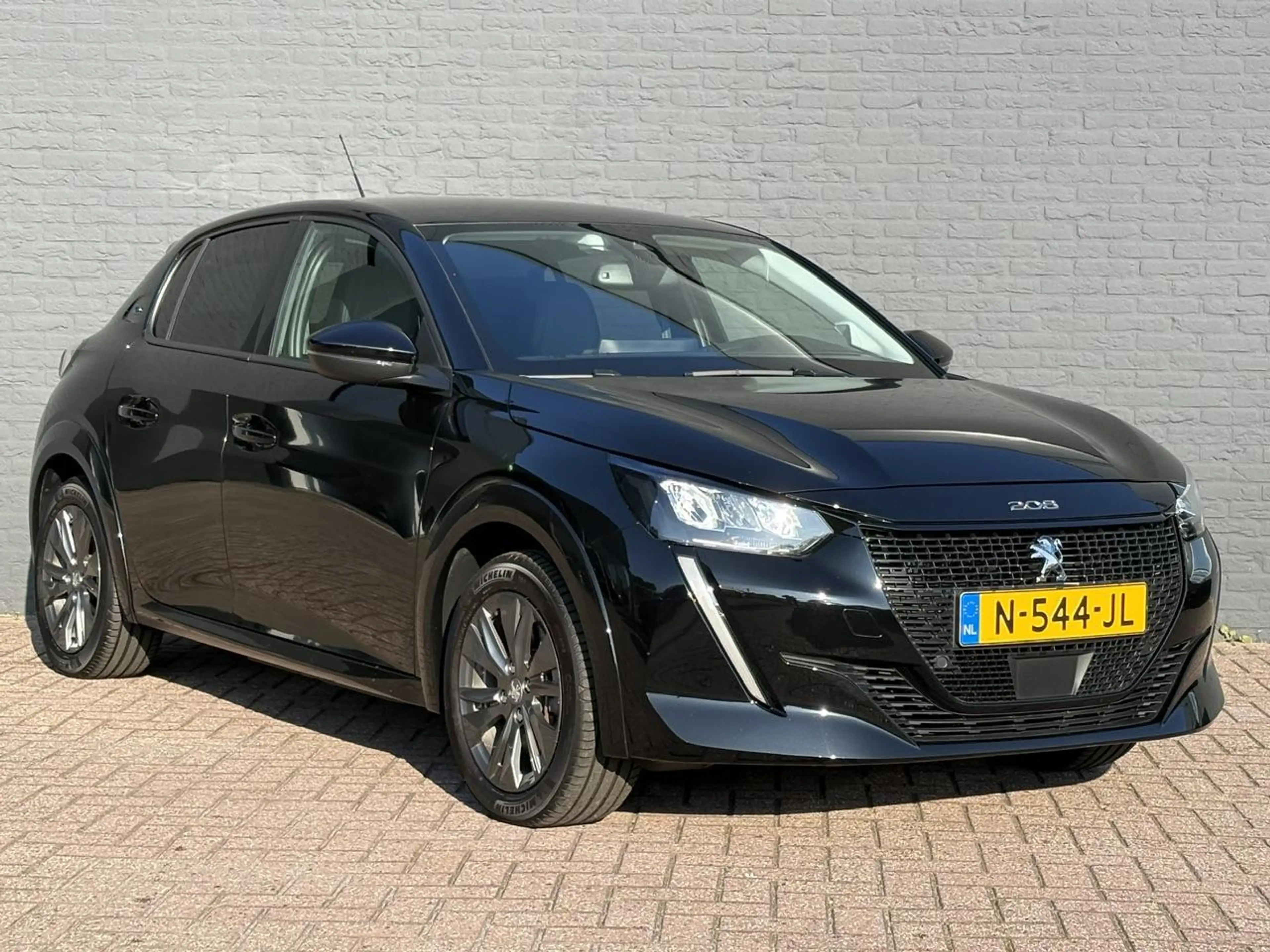 Peugeot e-208 EV Allure Pack 50 kWh SOH 94.6% 340km WLTP | Autom — photo 3