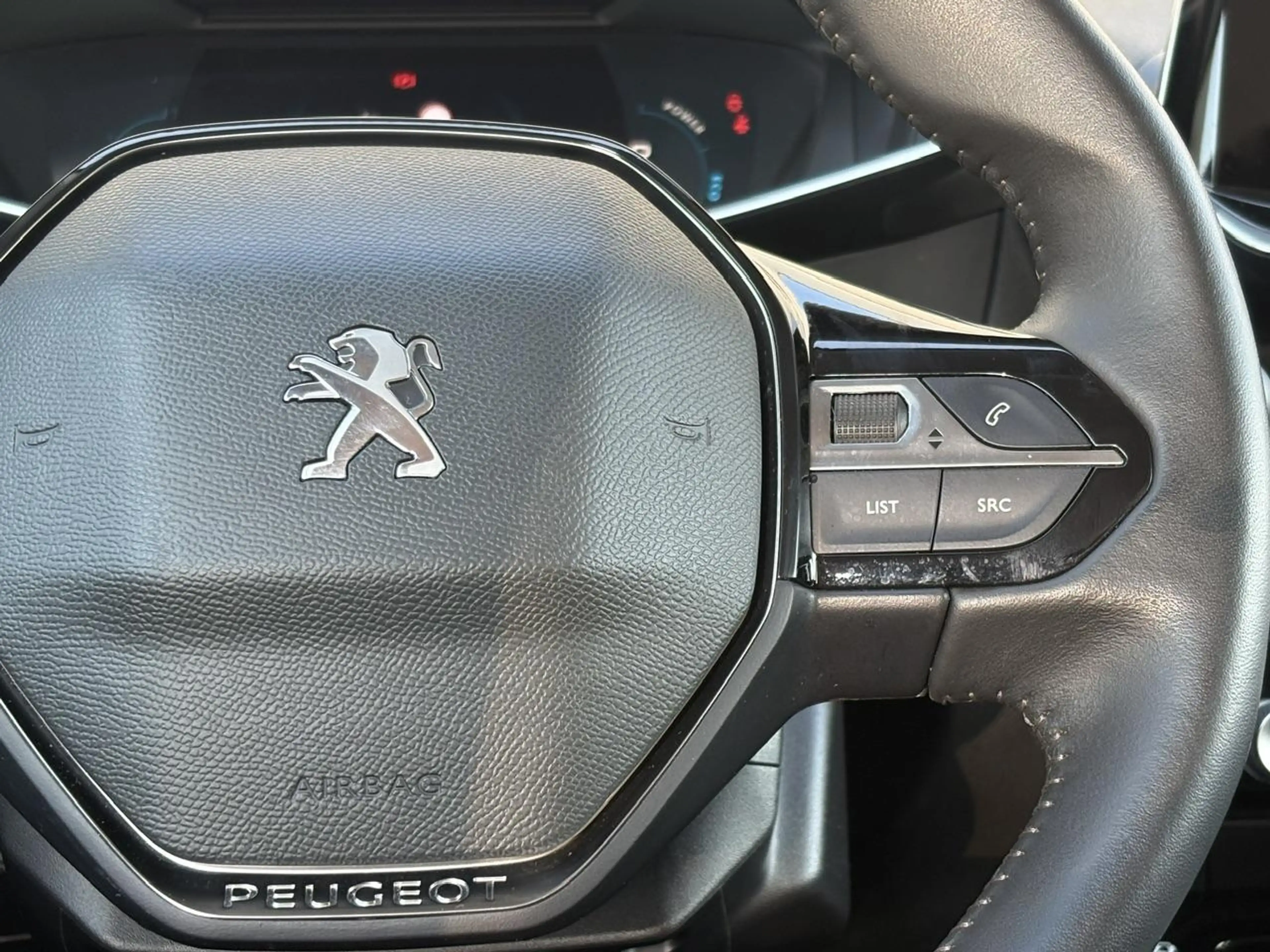 Peugeot e-208 EV Allure Pack 50 kWh SOH 94.6% 340km WLTP | Autom — photo 12