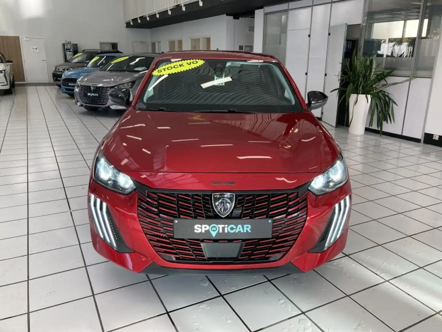 Peugeot 208 ***Allure Face LIFT MHEV*** Rojo - 2