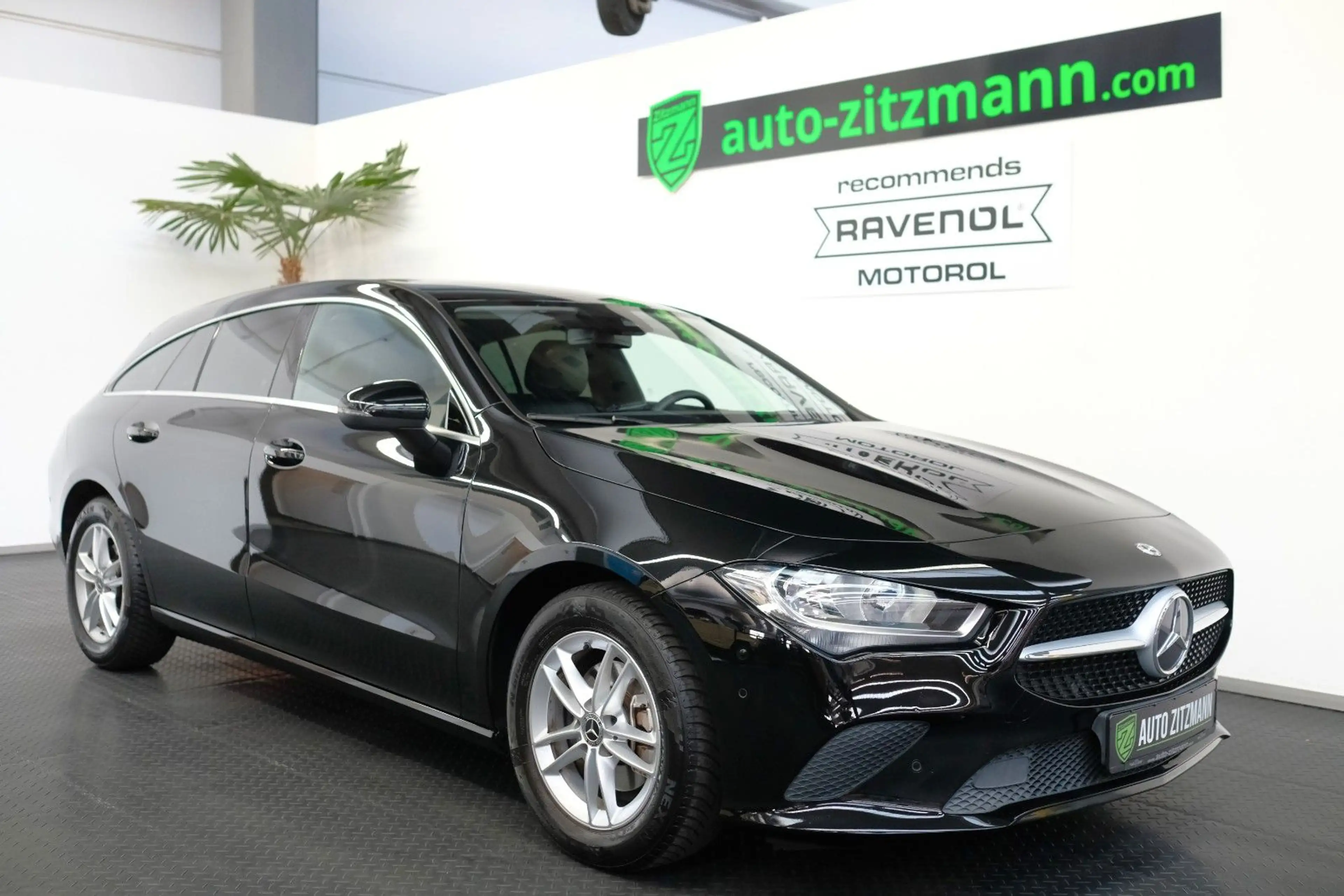 Mercedes-Benz CLA 180 *LEDER*NAVI*PDC*SHZ*TEMP*