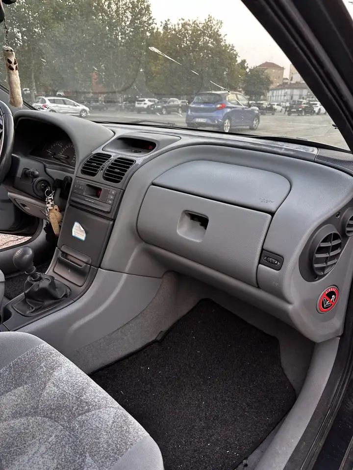 Renault Laguna 1.6 16v RXE, foto 7
