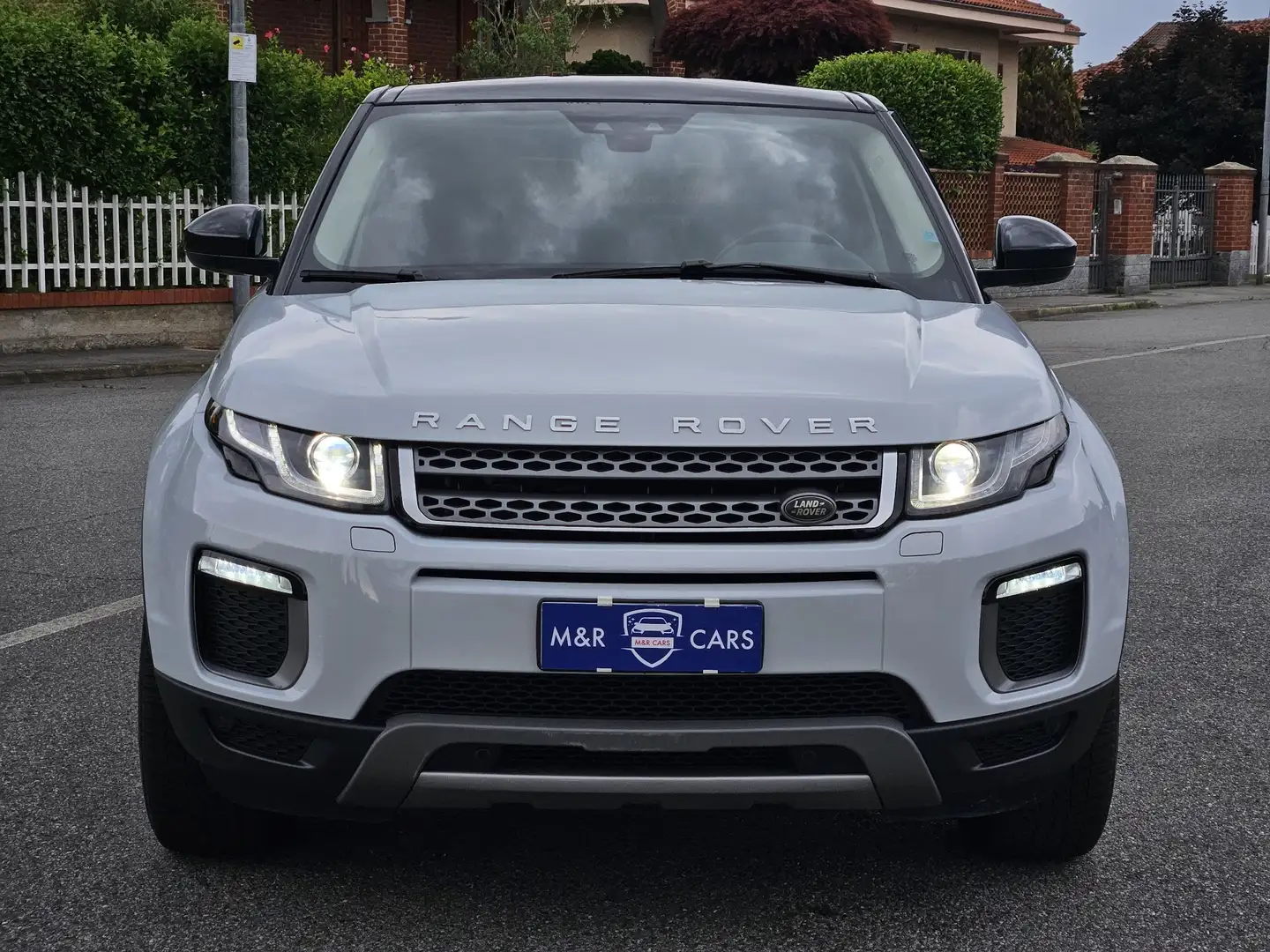 Land Rover Range Rover Evoque 5p 2.0 td4 Pure 150cv auto 60.000km Gris - 2