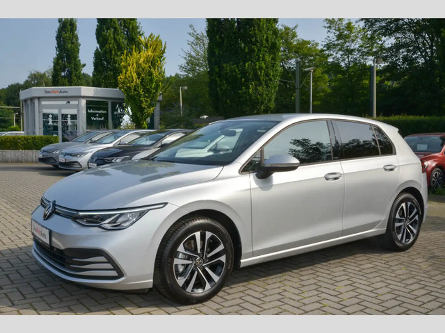 Volkswagen Golf VIII United 1.0 eTSI DSG Navi ACC DAB Grau - 1