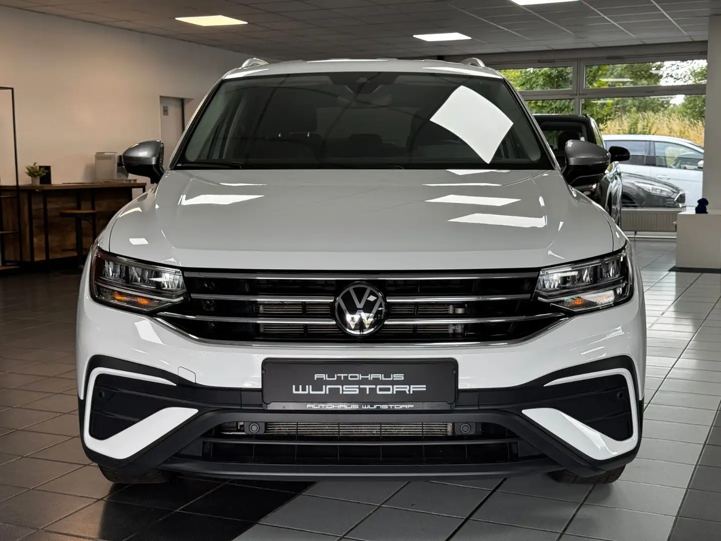 Volkswagen Tiguan Allspace Life 2.0 TDI/DSG/7Sitzer/CAM/AHK Wit - 2