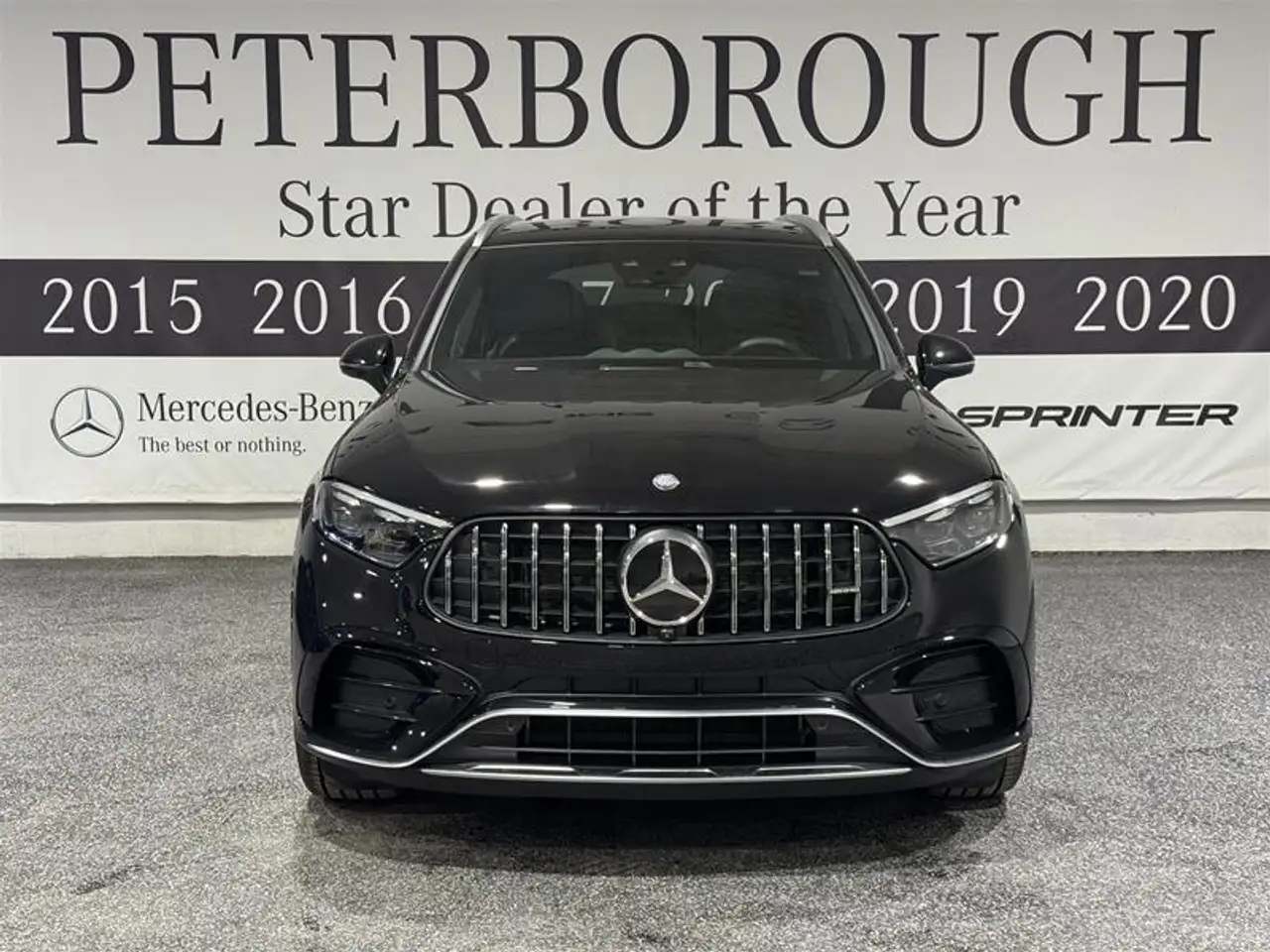 Mercedes-Benz GLC снимка Mercedes-Benz GLC