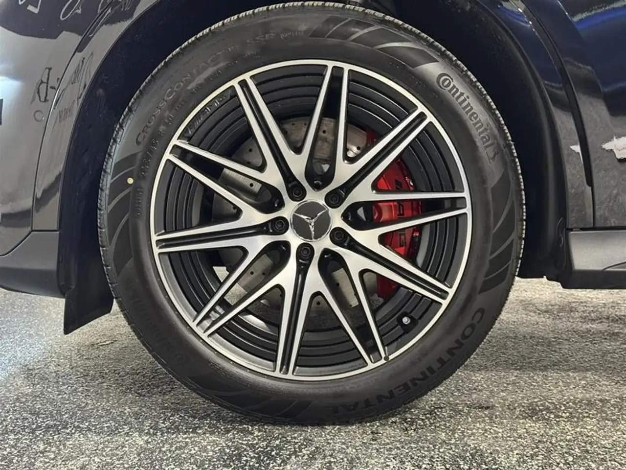 Mercedes-Benz GLC снимка Mercedes-Benz GLC