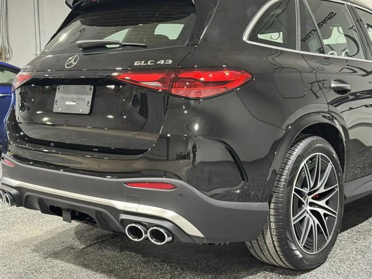 Mercedes-Benz GLC снимка Mercedes-Benz GLC