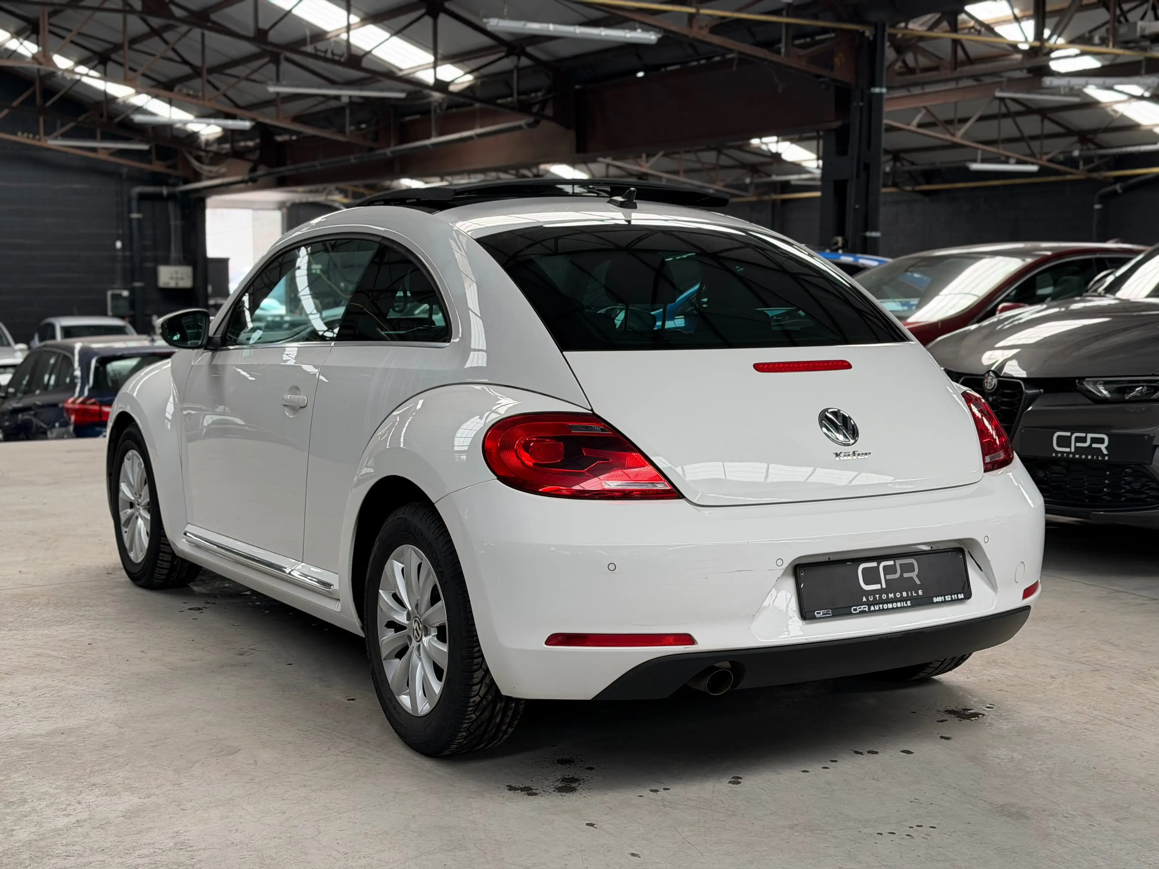 Volkswagen Beetle 1.2 TSI Design BMT * PANO * GPS * XENON * RADAR * CLIM * GARANTIE — photo 6