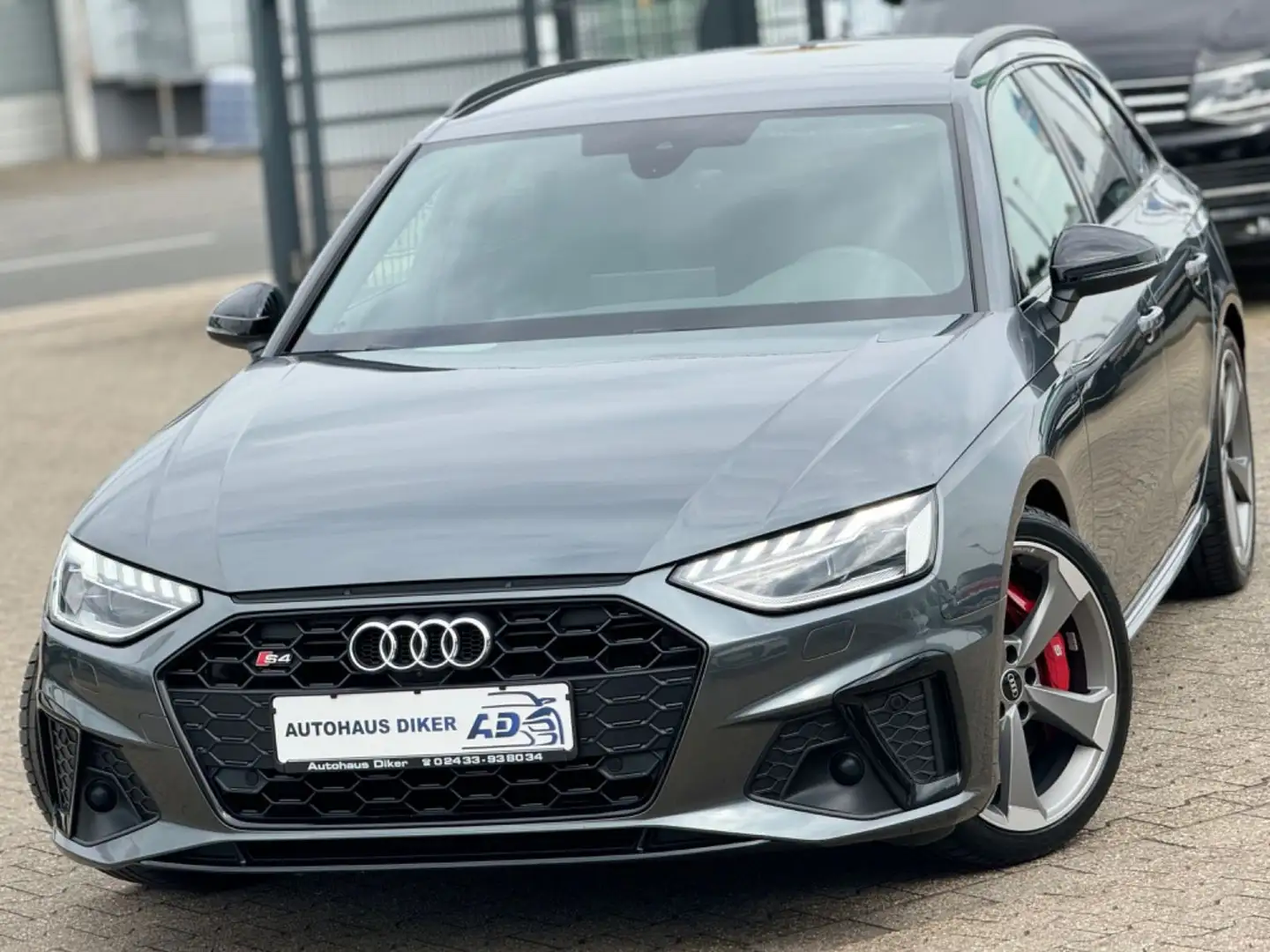 Audi S4 Avant 3.0 TDI quattro Šedá - 1