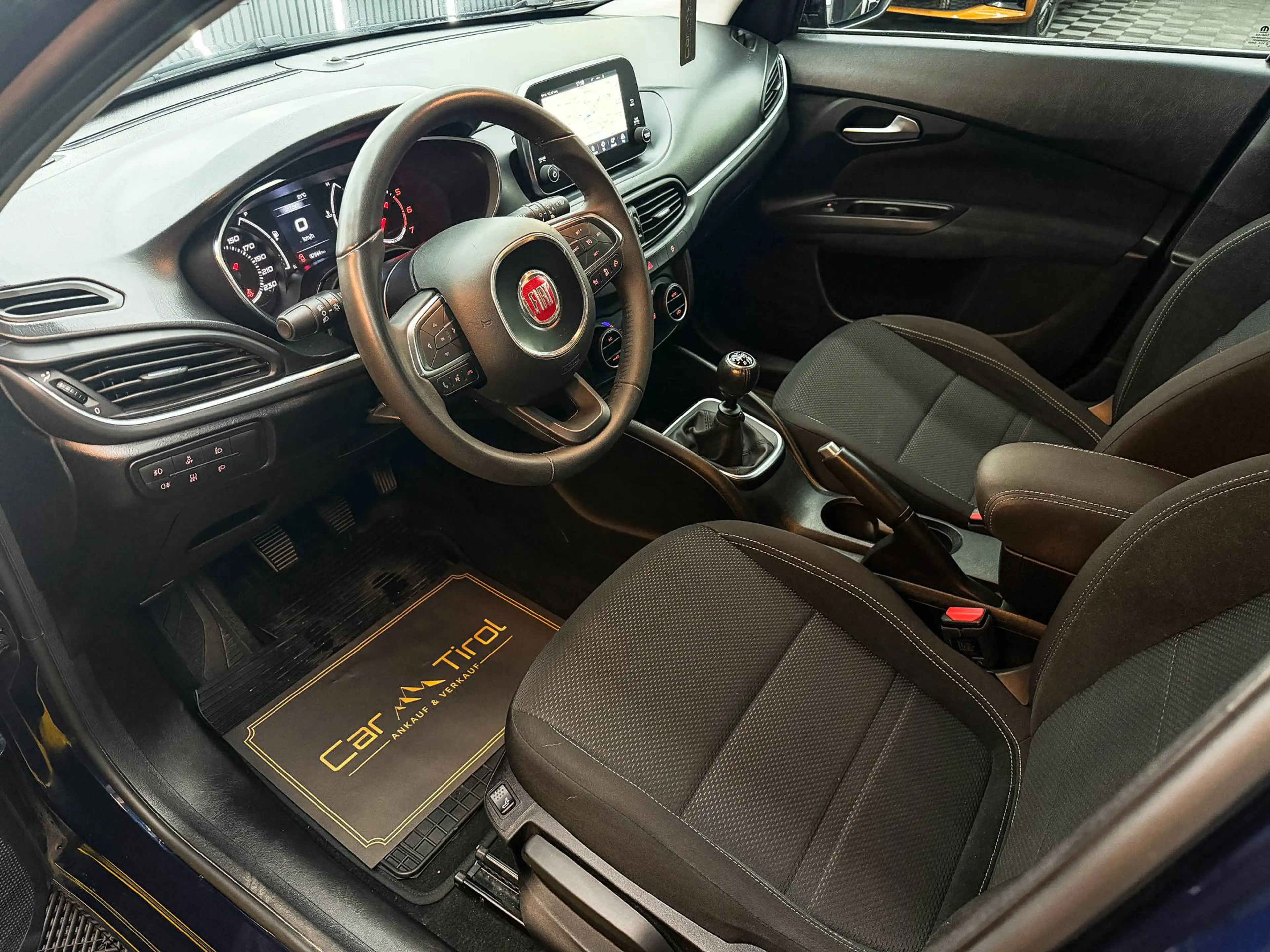 Fiat Tipo TIPO 1,6 MULTIJET II 120 Start & Stop Lounge | ERSTBESITZT | WENIG KM | PENSIONISTENFAHRZEUNG | RÜCKFAHRKAMERA — photo 15