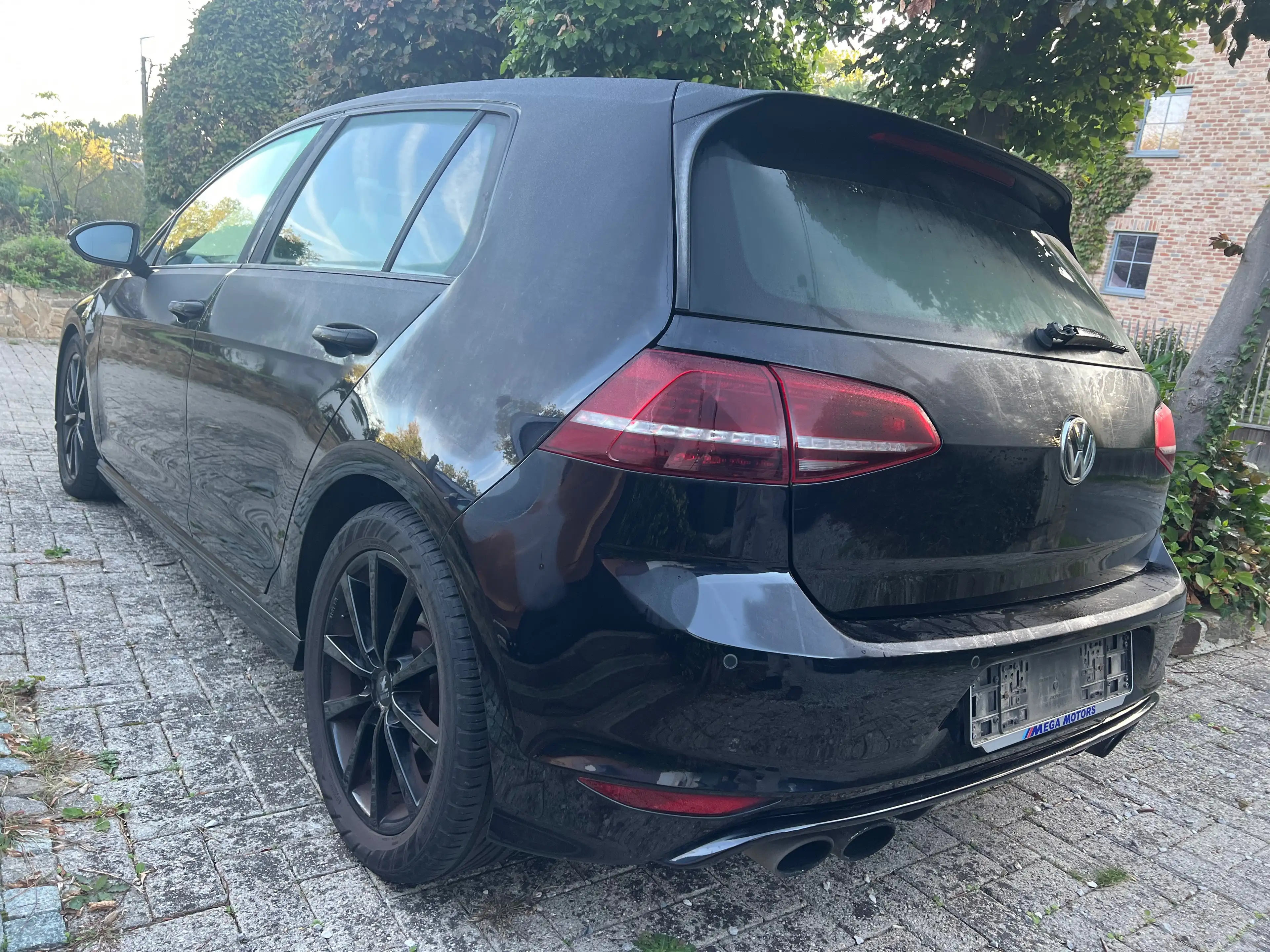 Volkswagen Golf R