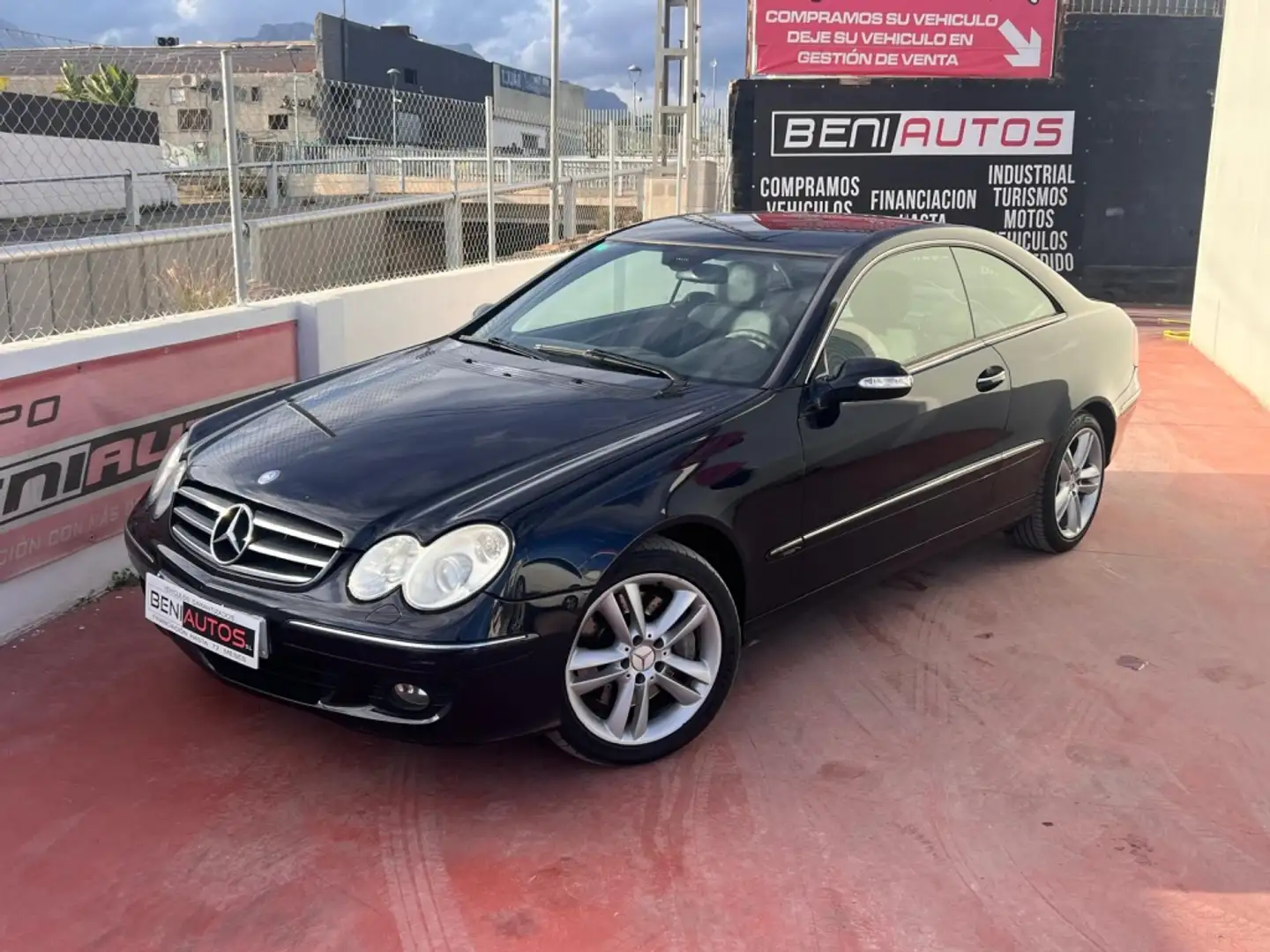 Mercedes-Benz CLK 200 320CDI Aut. Azul - 1