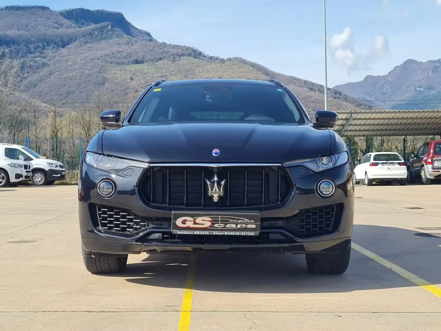 Maserati Levante V6 430 HP AWD S GranSport Negro - 2