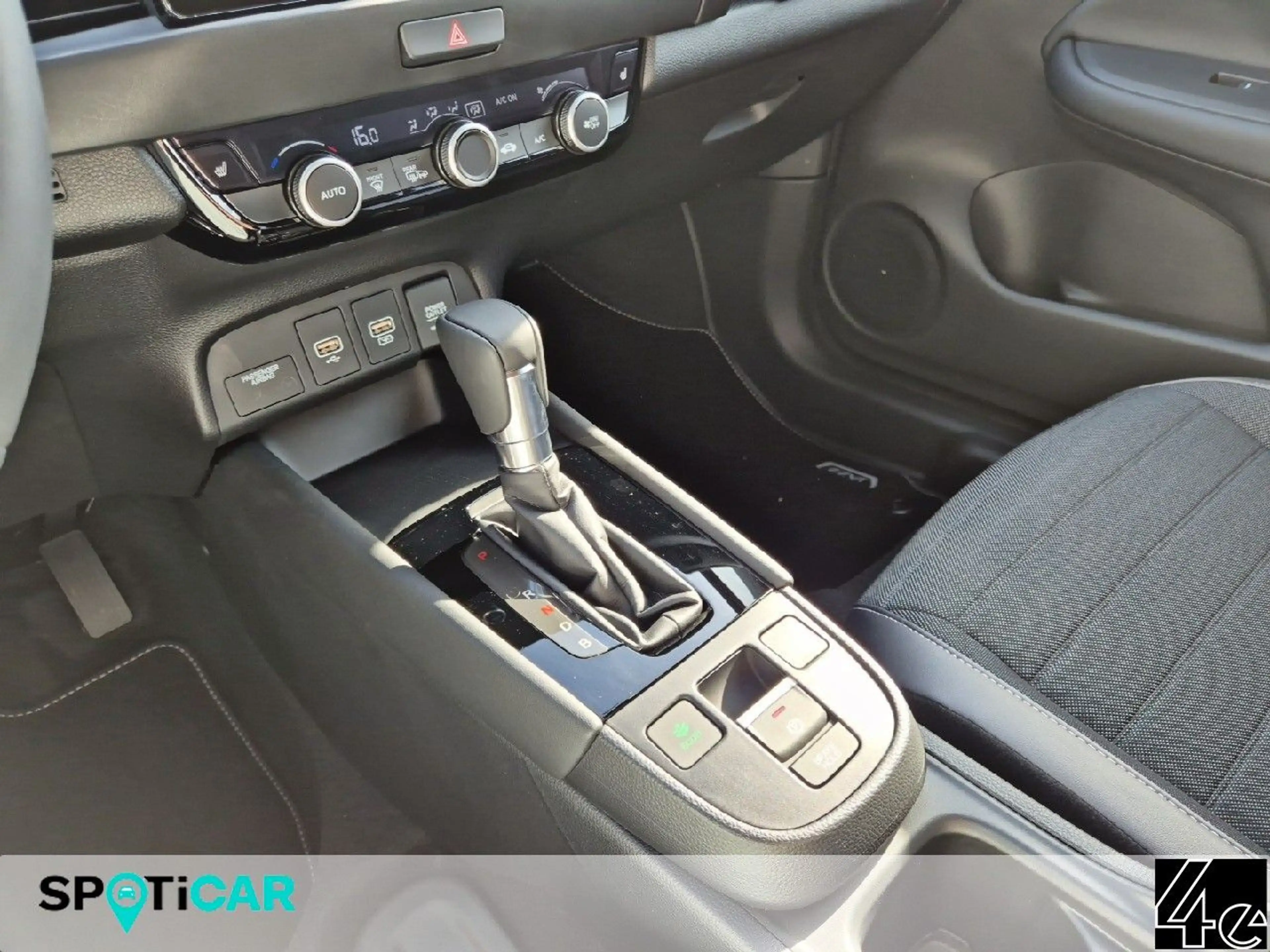 Honda Jazz 1.5 i-MMD Hybrid Crosstar Advance — photo 15
