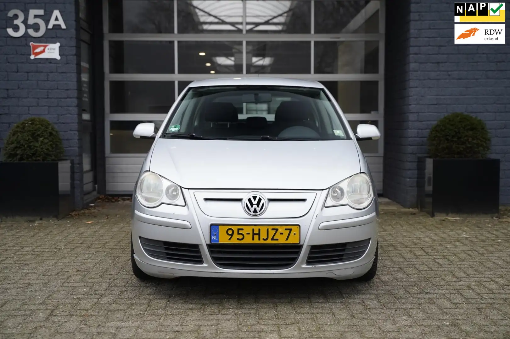 Volkswagen Polo 1.4 TDI Trendline BlueMotion Airco Elektr. ramen Szürke - 1
