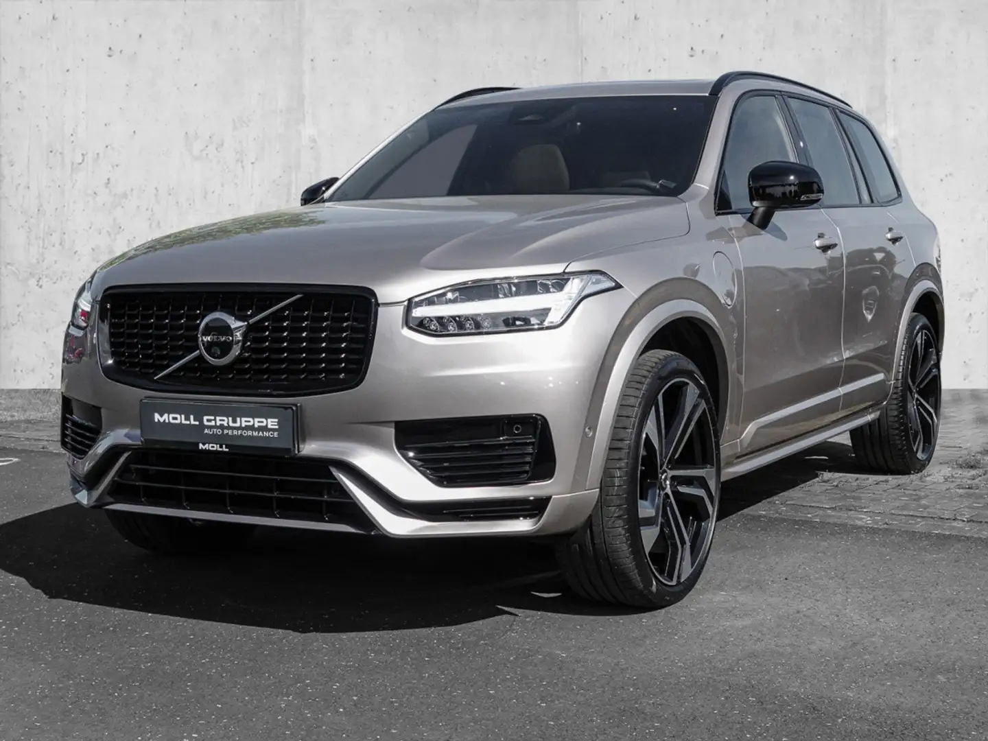 Volvo XC90 T8 AWD Plus Dark Plug-In Recharge Pano 360Grad - 2