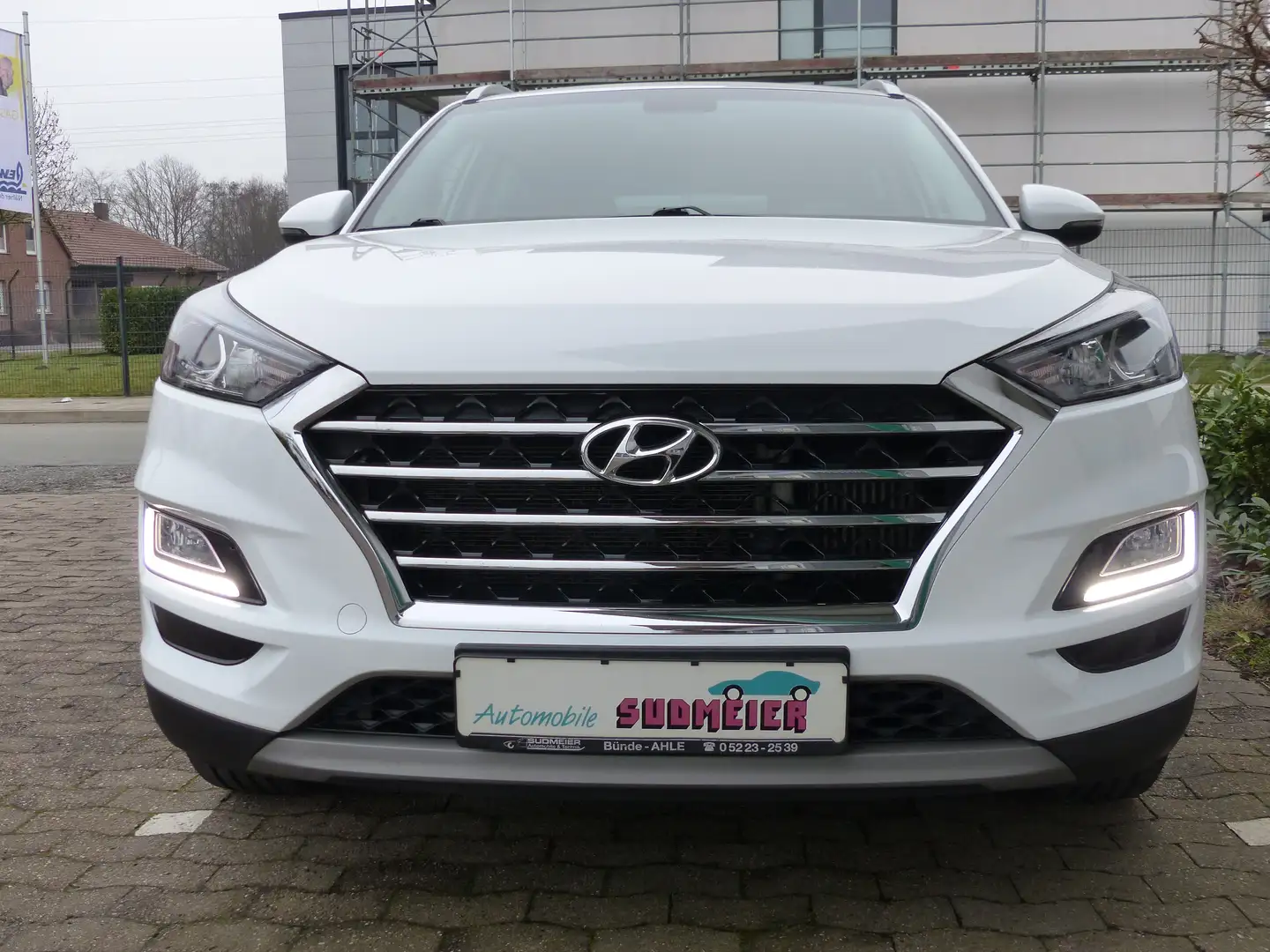 Hyundai TUCSON "Trend" 2WD Rückfahrkamera el.Fenster Alu Klima Weiß - 1